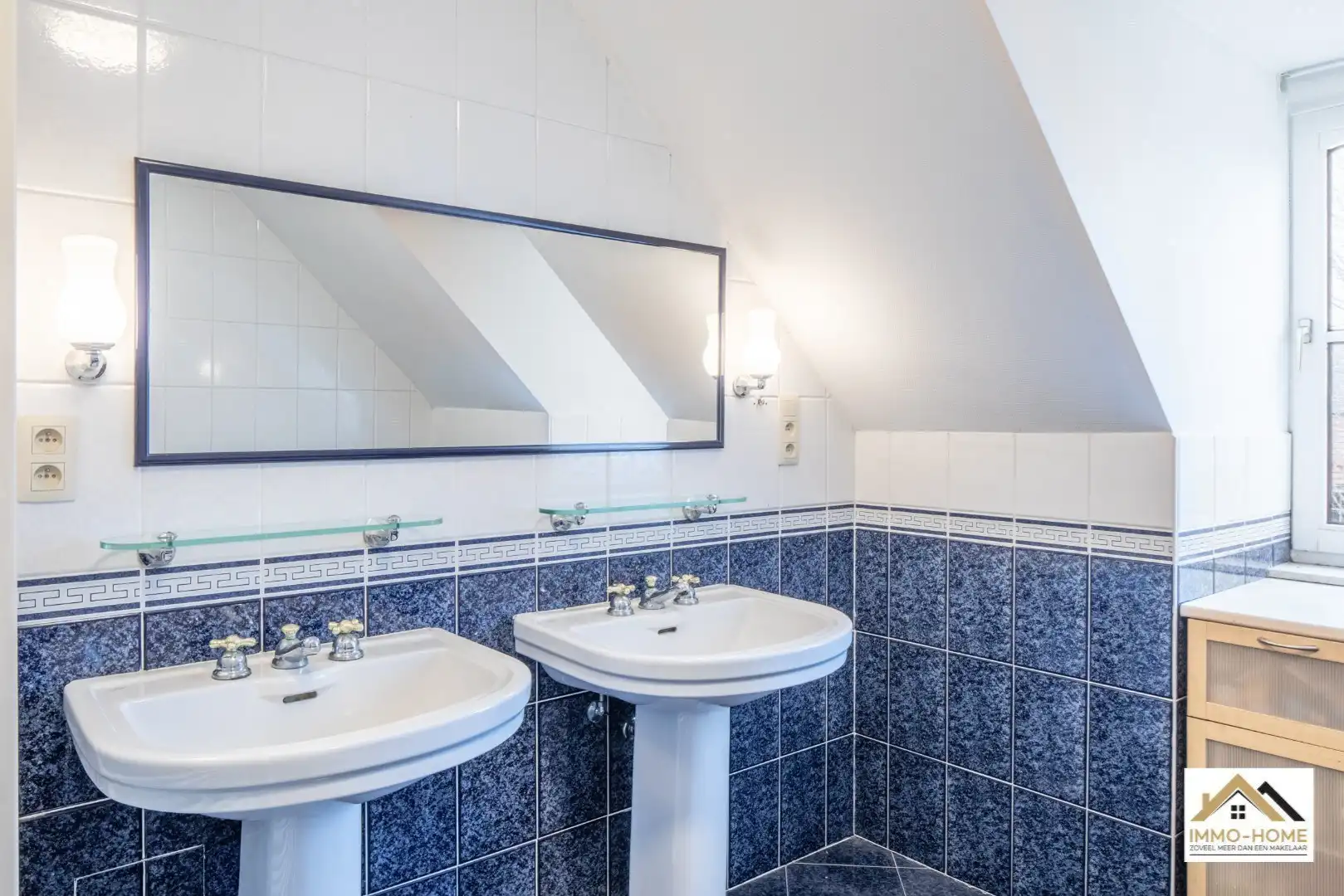 Stijlvolle en ruime villa op toplocatie te Merelbeke  foto 23