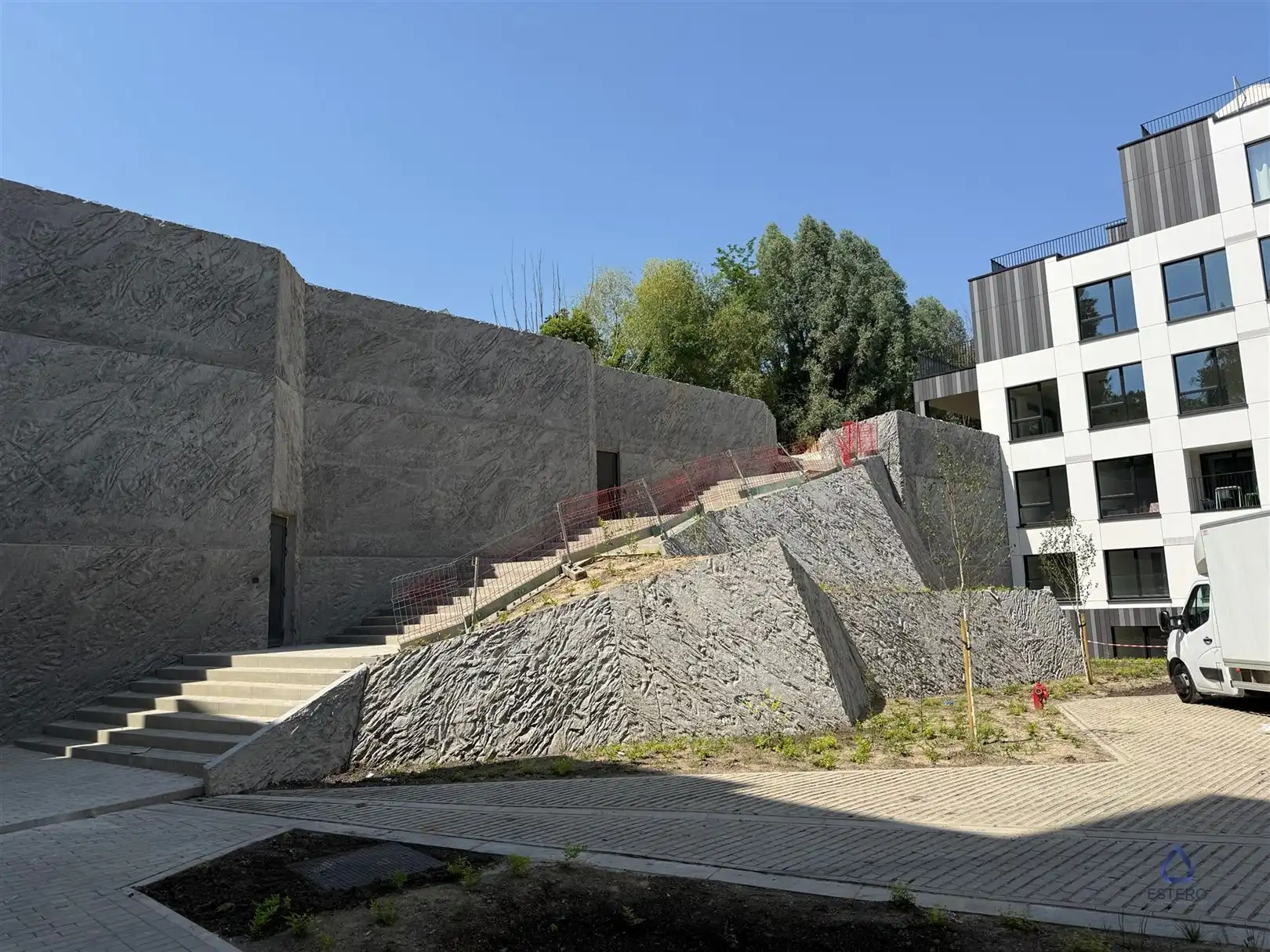 Nieuwbouwappartement met ruim terras op een topligging foto 22