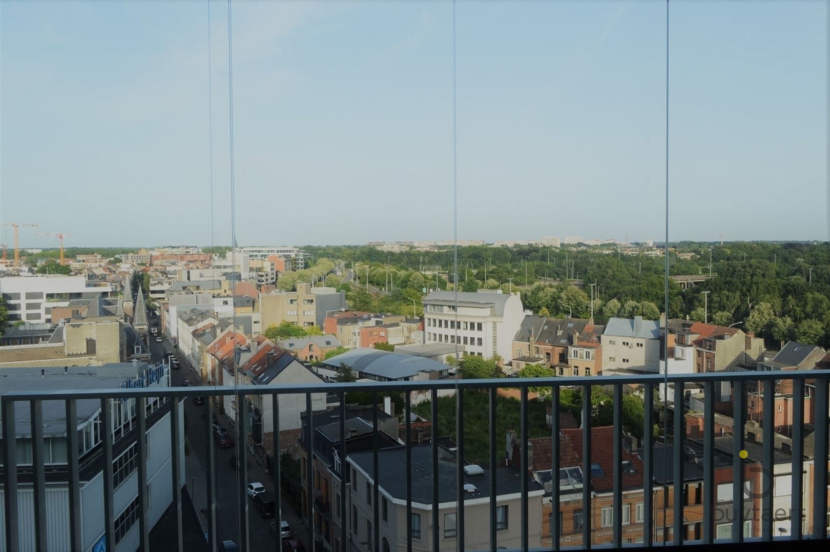 Een slaapkamer appartement met panoramisch uitzicht! foto 6
