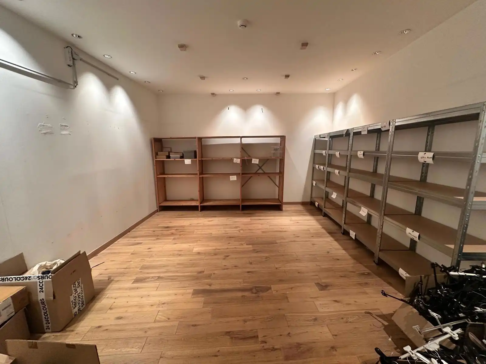 Commercieel pand in de belangrijkste winkelstraat van Mol foto 8