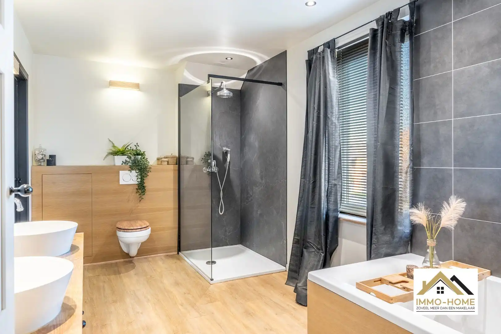 Ruime vrijstaande woning met zwembad en ruime grond op topligging! foto 10