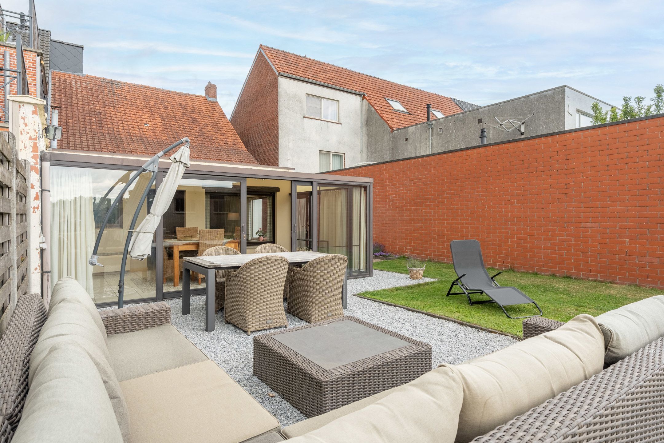 Te renoveren 3slpk woning met prachtige tuin te Vosselaar foto 12