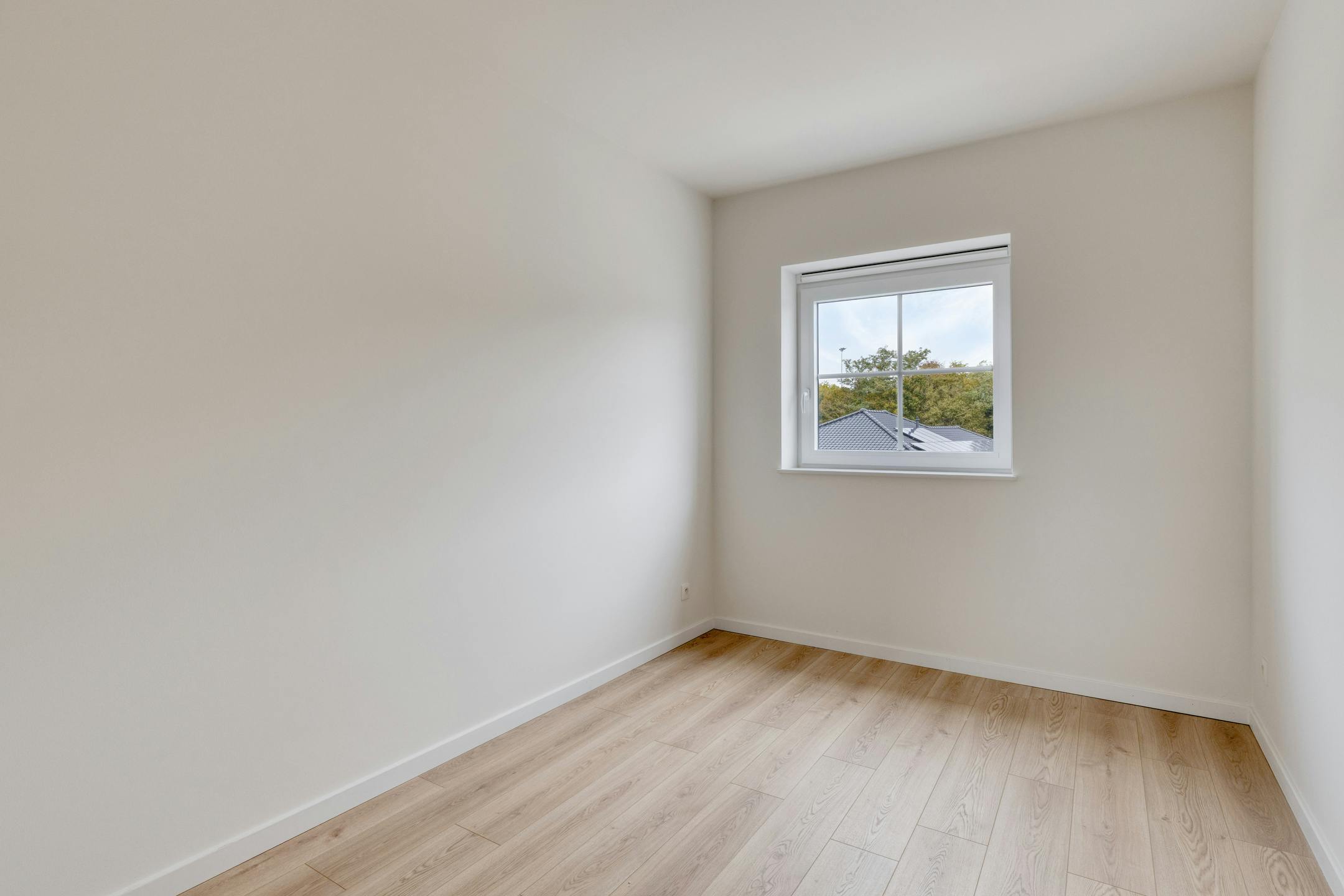 Volledig afgewerkt huis met 3 slaapkamers en tuin in Izegem foto 8