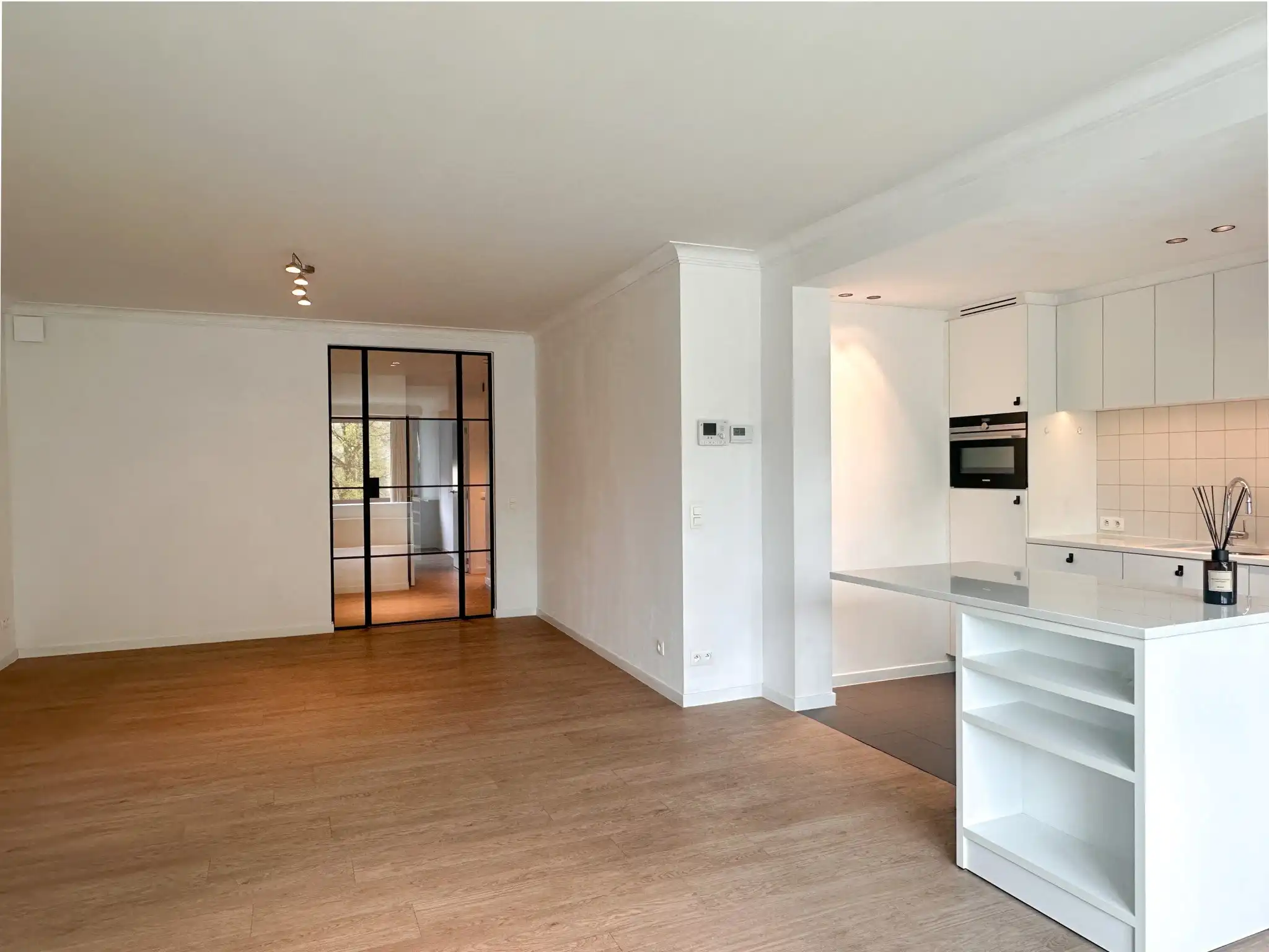 Appartement met mooi zicht op de Grote Markt van Beveren met twee slaapkamers foto 3