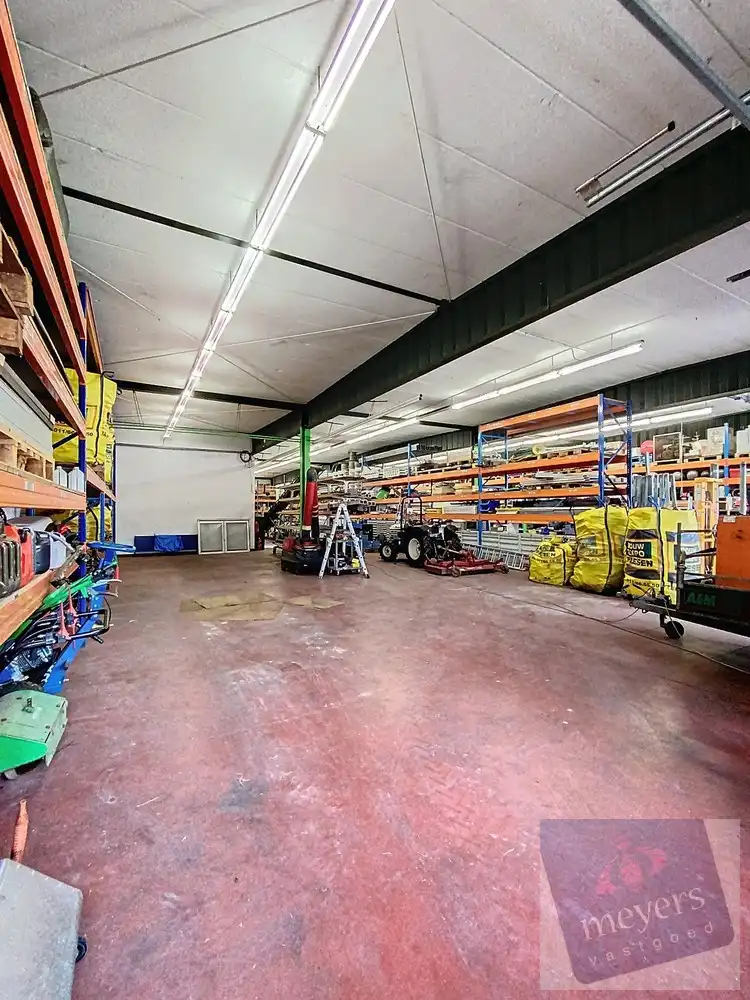 Veelzijdig bedrijfscomplex op ruim perceel van 9.985 m² in Bocholt foto 30