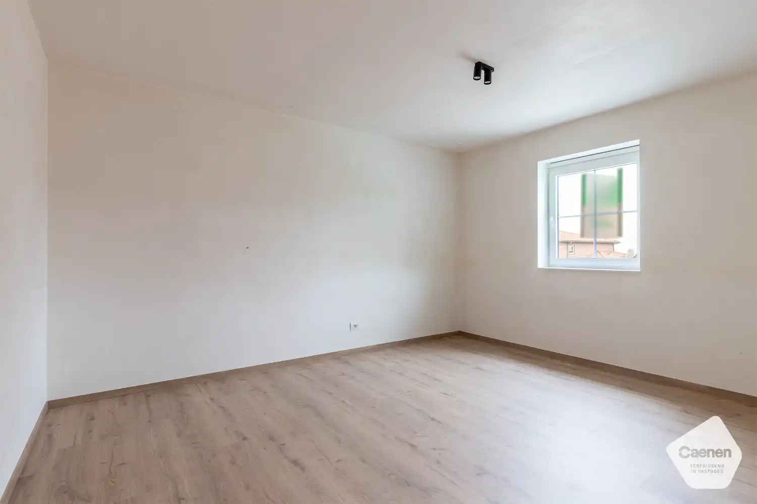 Nieuwbouwwoning met 3 slaapkamers en ruime zolder foto 6