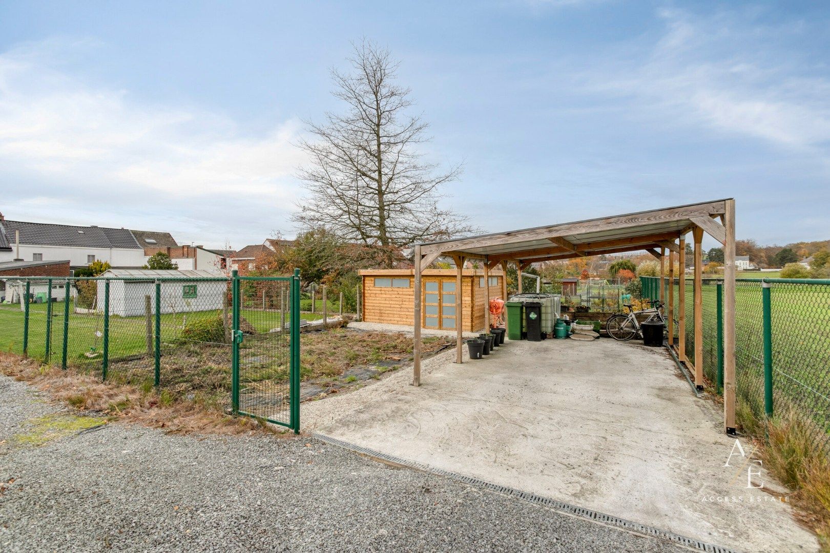 Instapklare, gerenoveerde woning met tuin, carport en zonnepanelen – Herzele foto 3