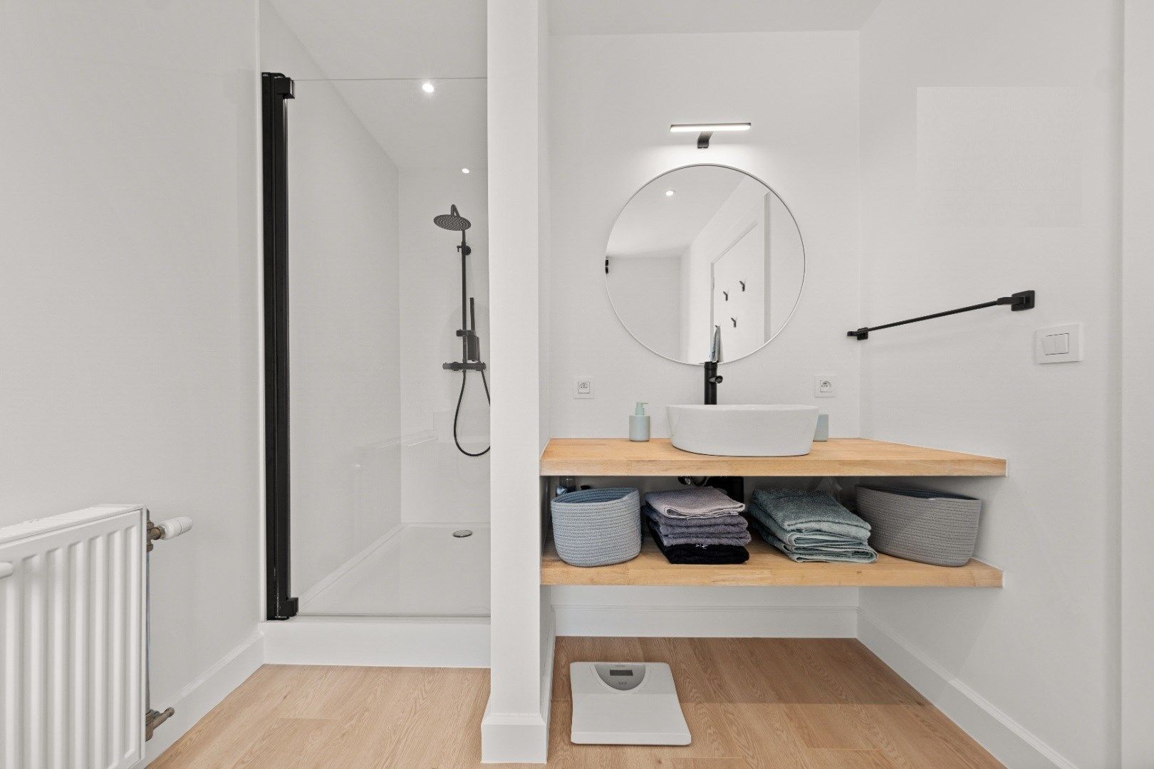 Mooi gerenoveerde woning met terrastuin *** PAS VRIJ VANAF 1 JANUARI, NIET VROEGER! foto 17