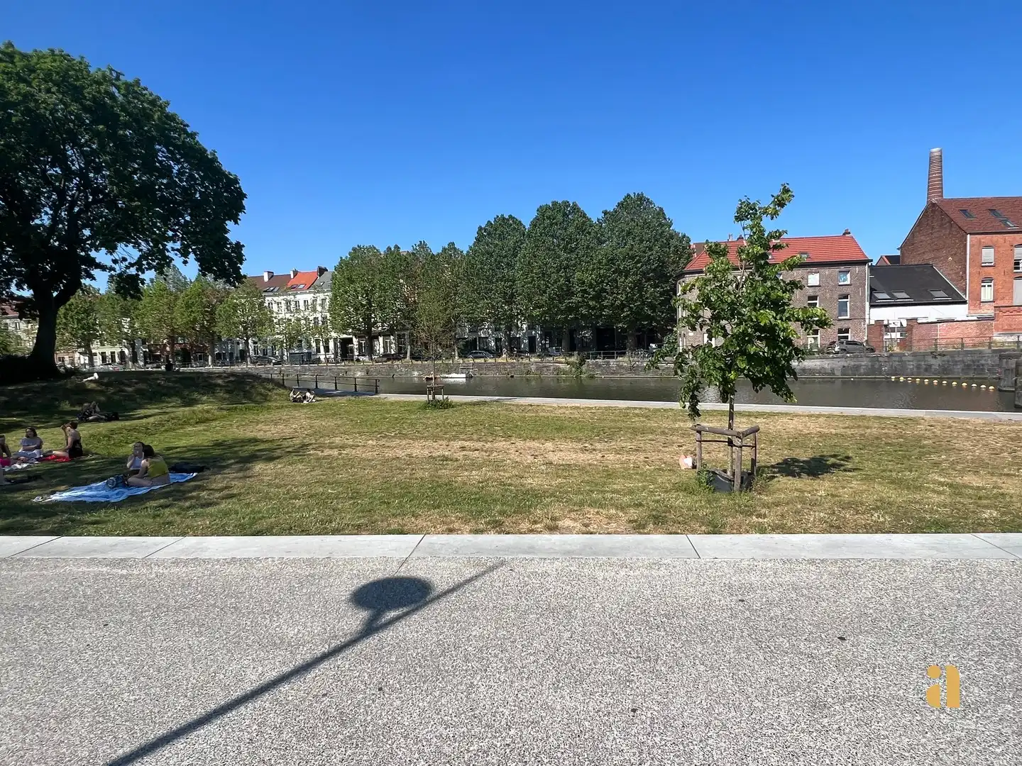 Bemeubelde studio met zicht op Baudelopark en Leie! foto 28