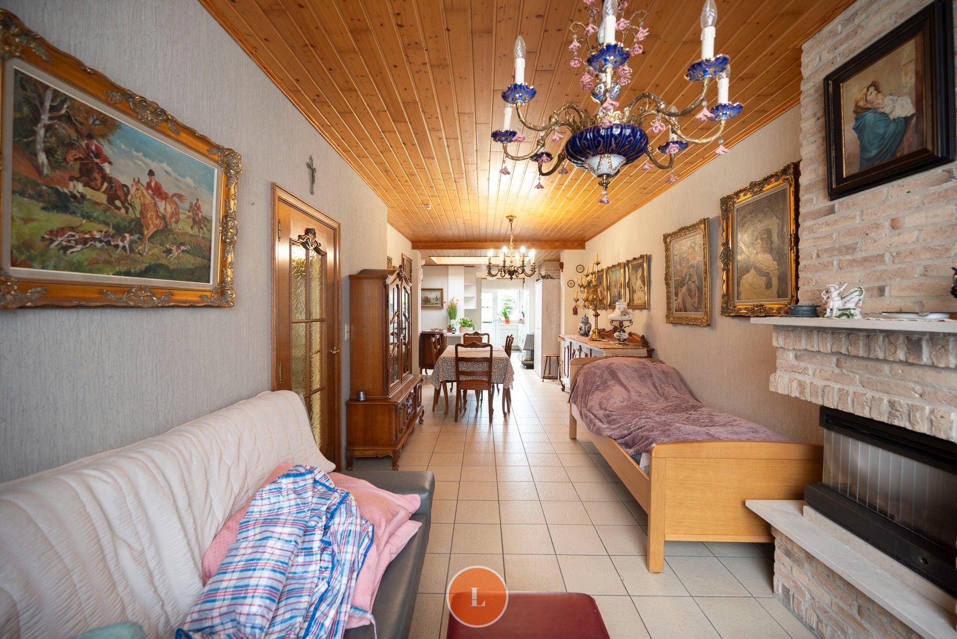 Te moderniseren goed onderhouden woning met tuin. foto 4