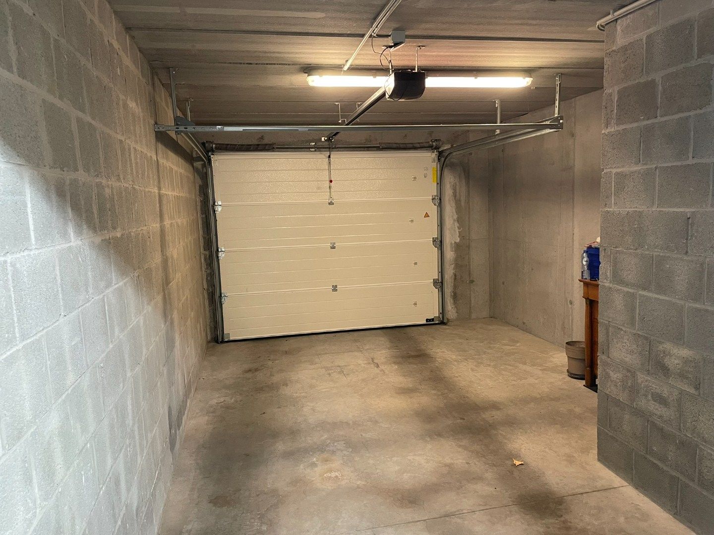 Appartement met 2 slaapkamers + 2 garageboxen + kelder foto 8