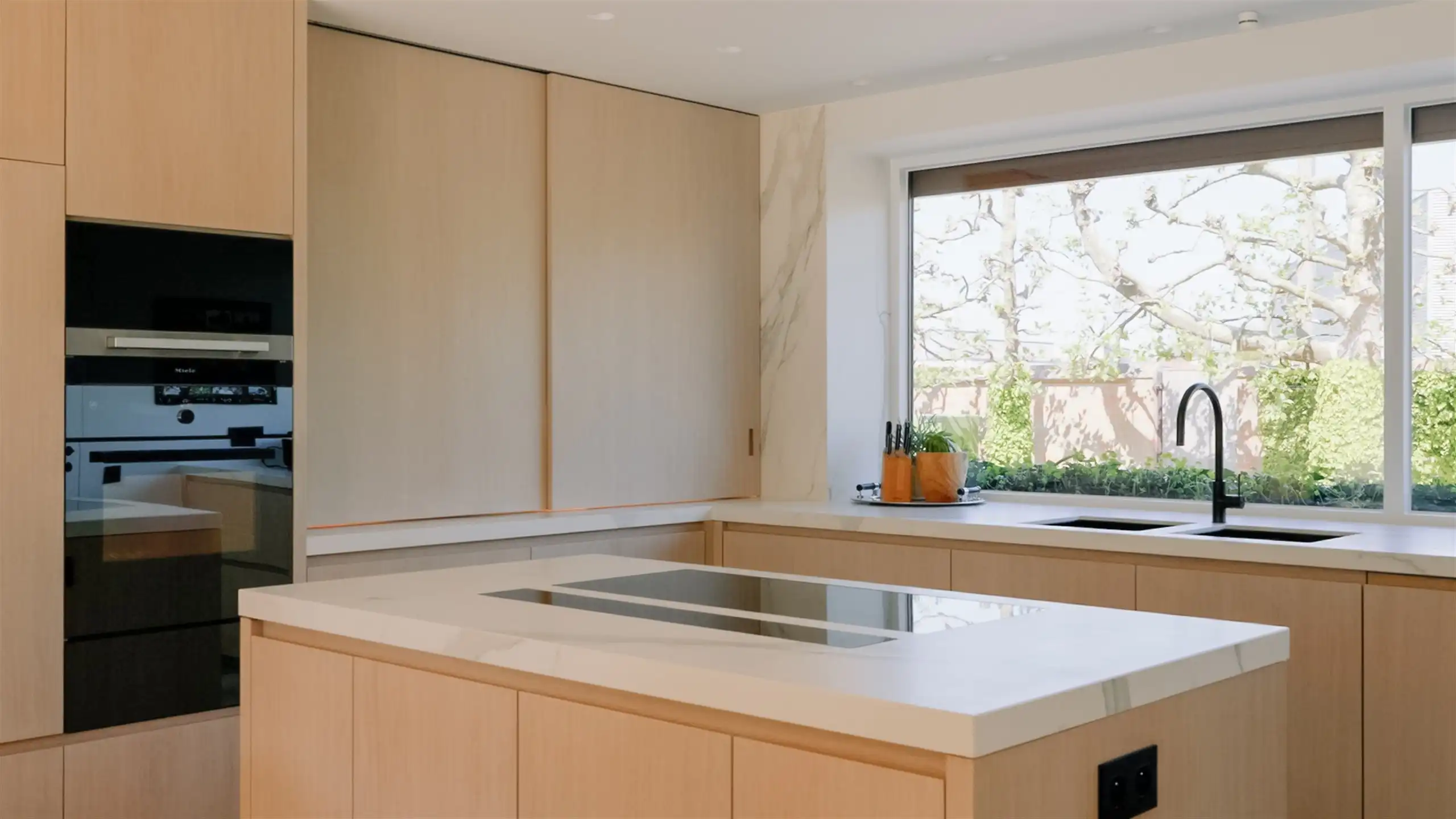 Indrukwekkend Vastgoed op 3.667 m² met dubbele garage foto 22