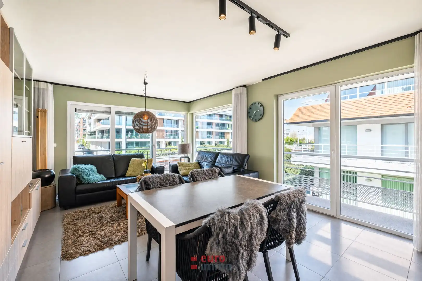 Appartement met 1 slaapkamer en slaaphoek in een wel héél standingvolle residentie! foto 4