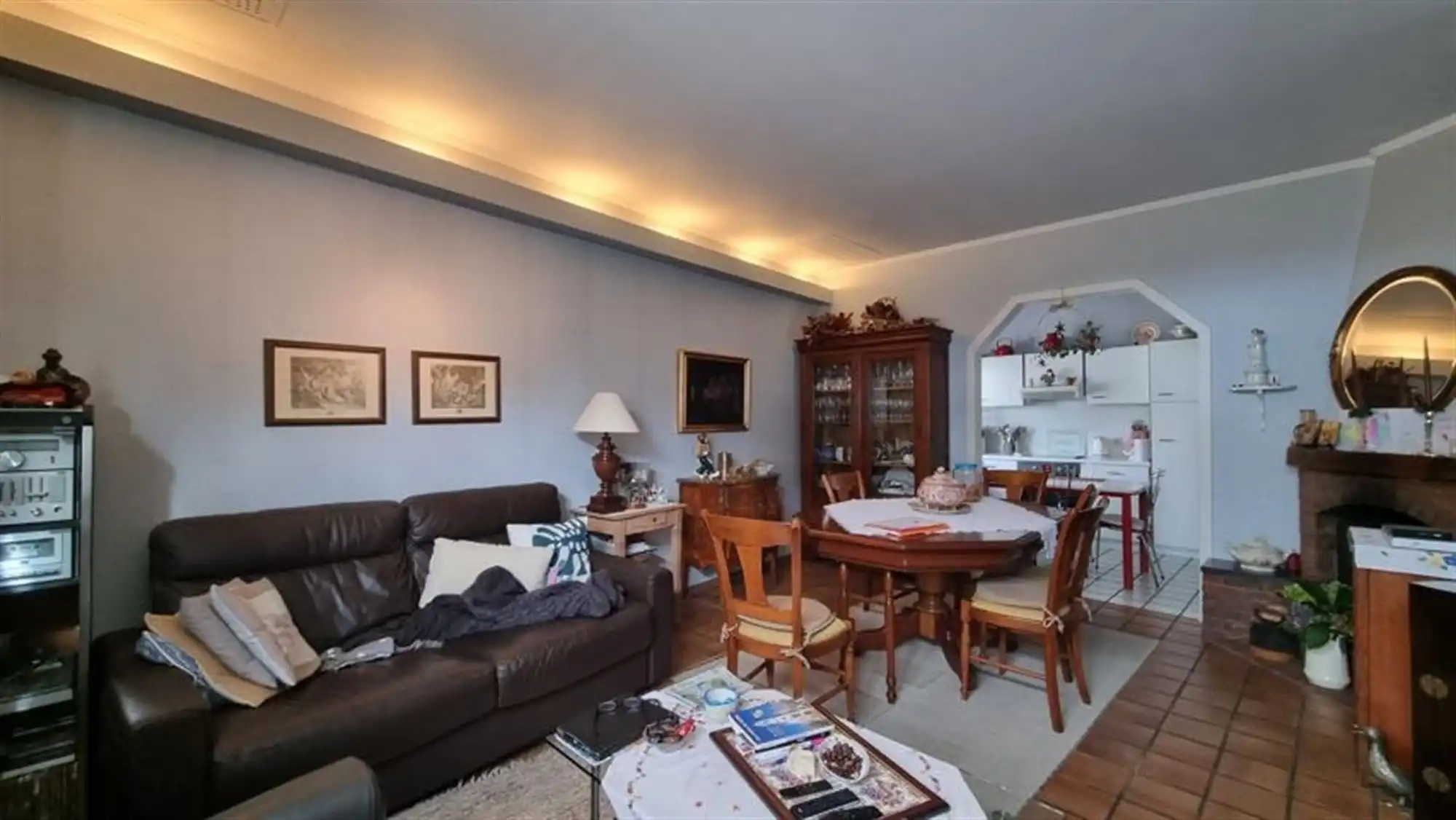 Aangename 3-gevel woning met tuin foto 4