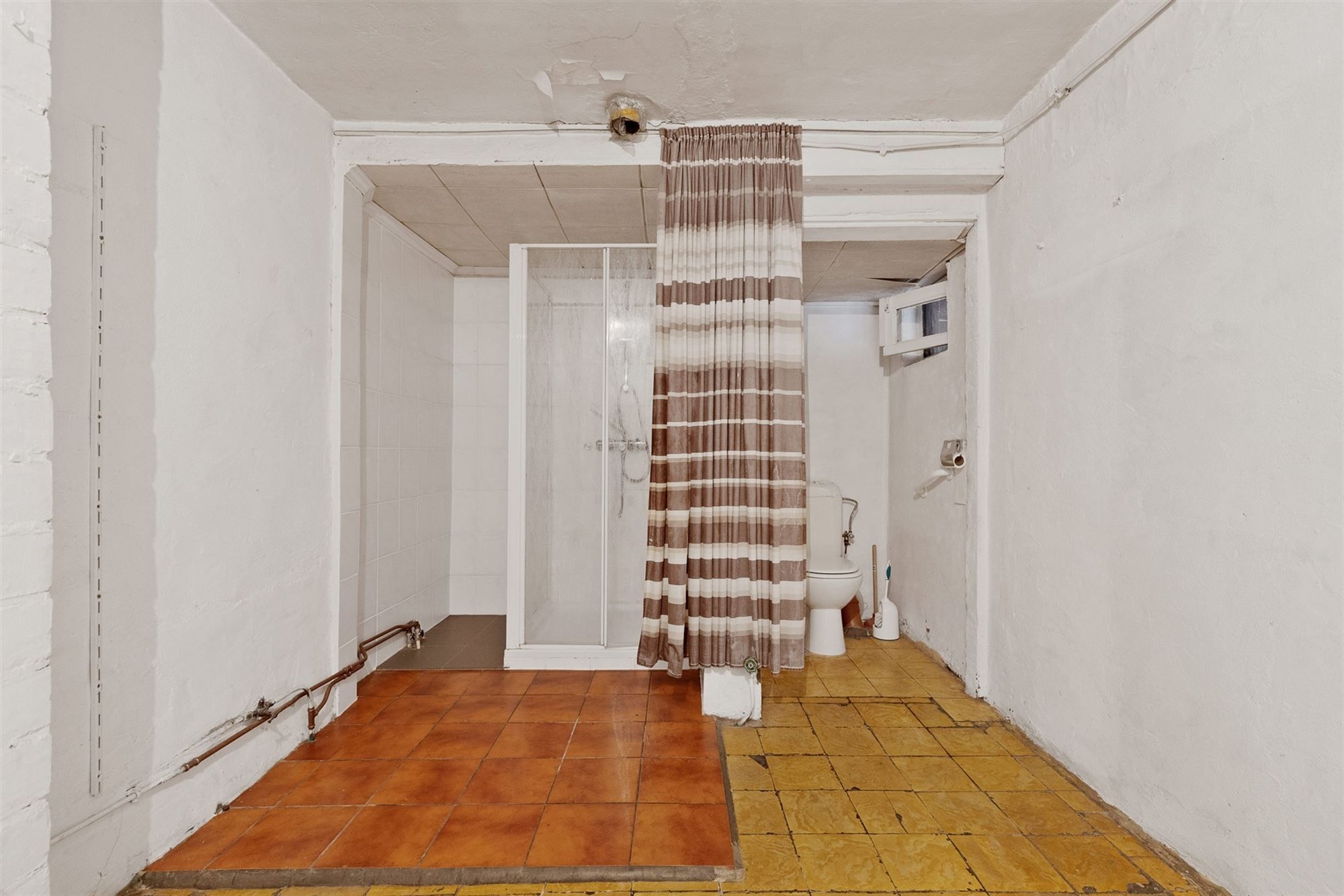 WONING MET VELE MOGELIJKHEDEN OP PERCEEL VAN 5A69CA TE BERINGEN foto 10