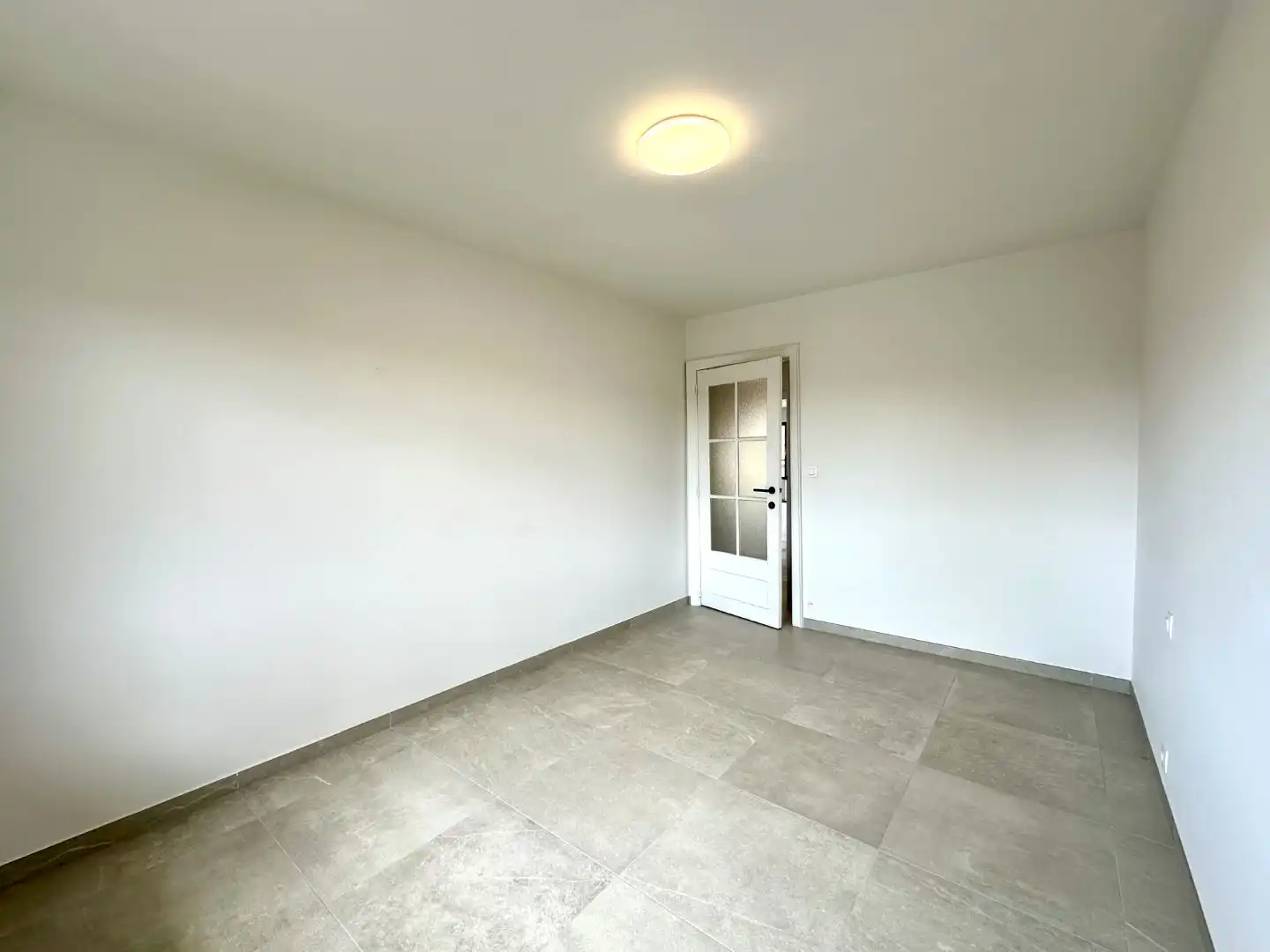 Lichtrijk appartement met twee slaapkamers te Sint-Kruis foto 10