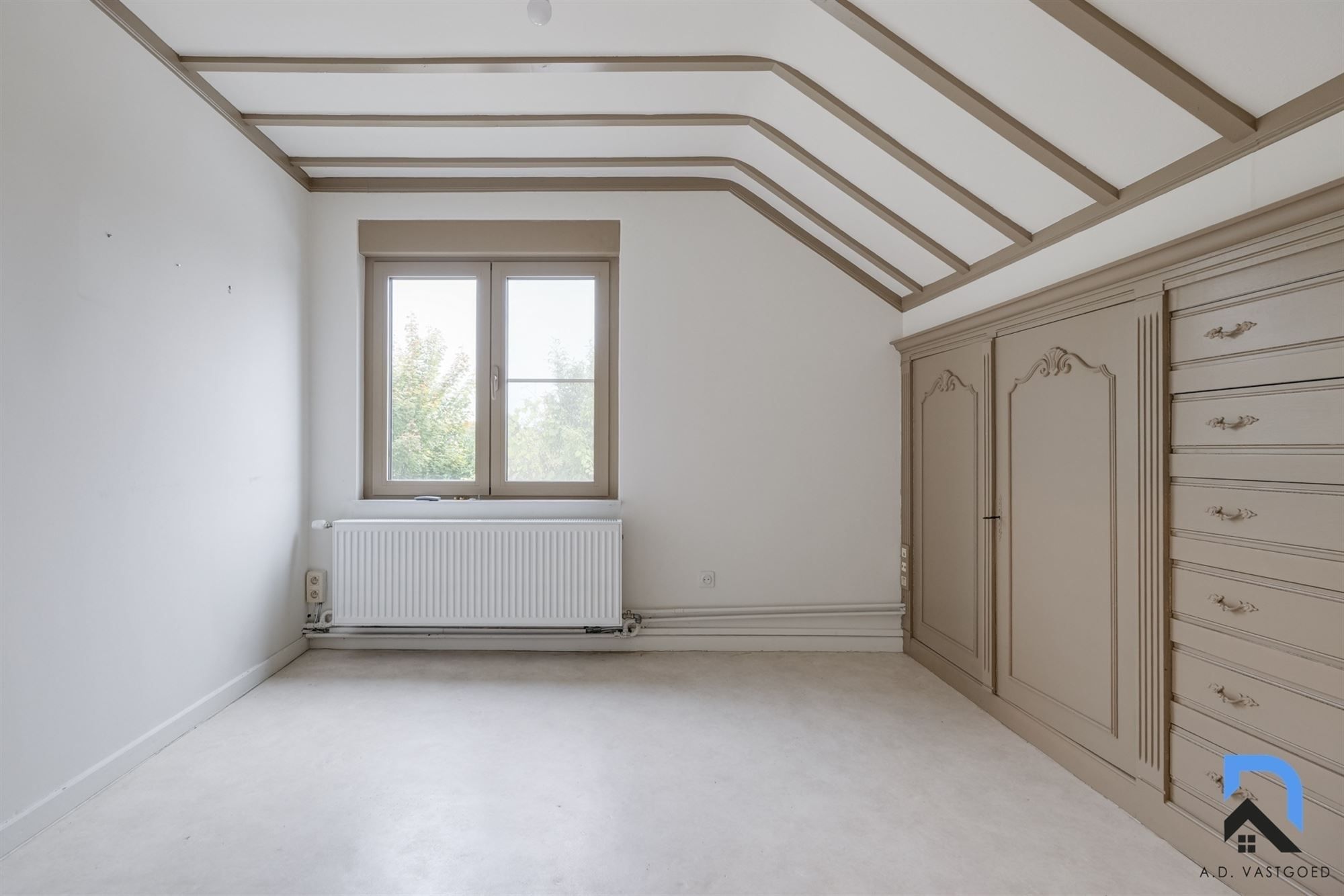 Ruime vrijstaande woning in Eigenbilzen foto 13