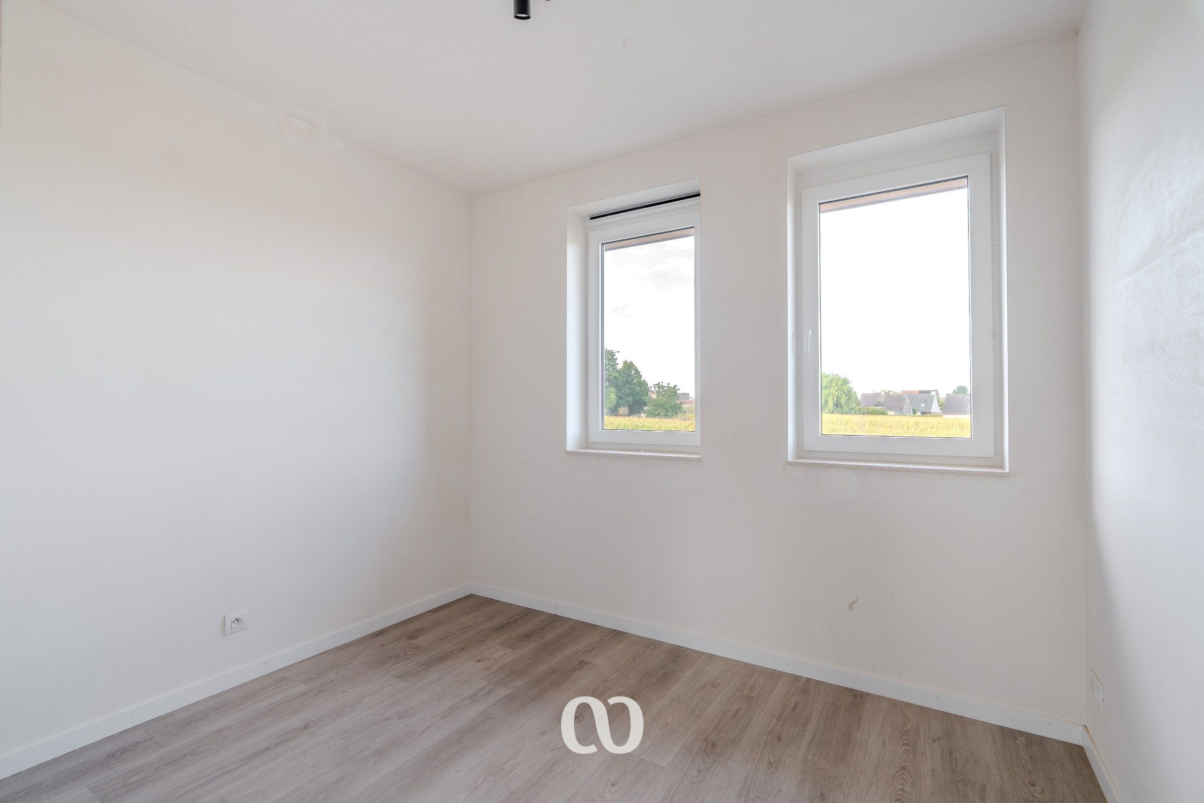 Prachtige nieuwbouwwoningen met 4 slaapkamers en garage foto 9