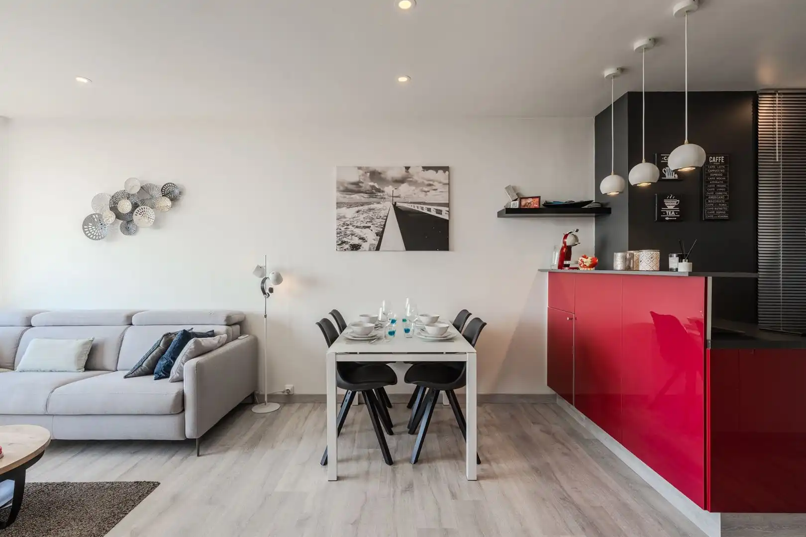 Ruim vernieuwd appartement zuidgericht met unieke zichten foto 21