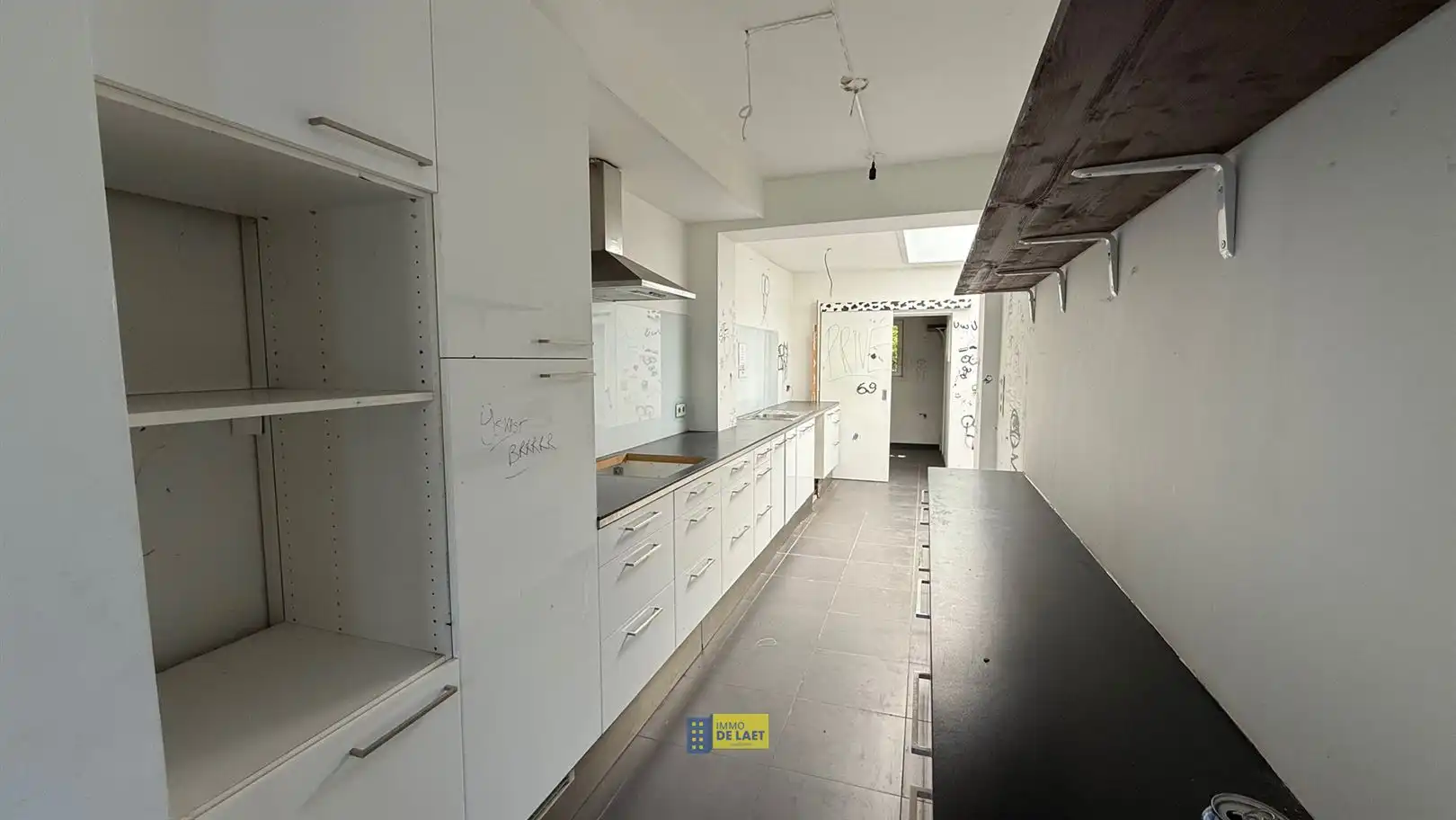 HOB met 4 slaapkamers en grote tuin foto 5