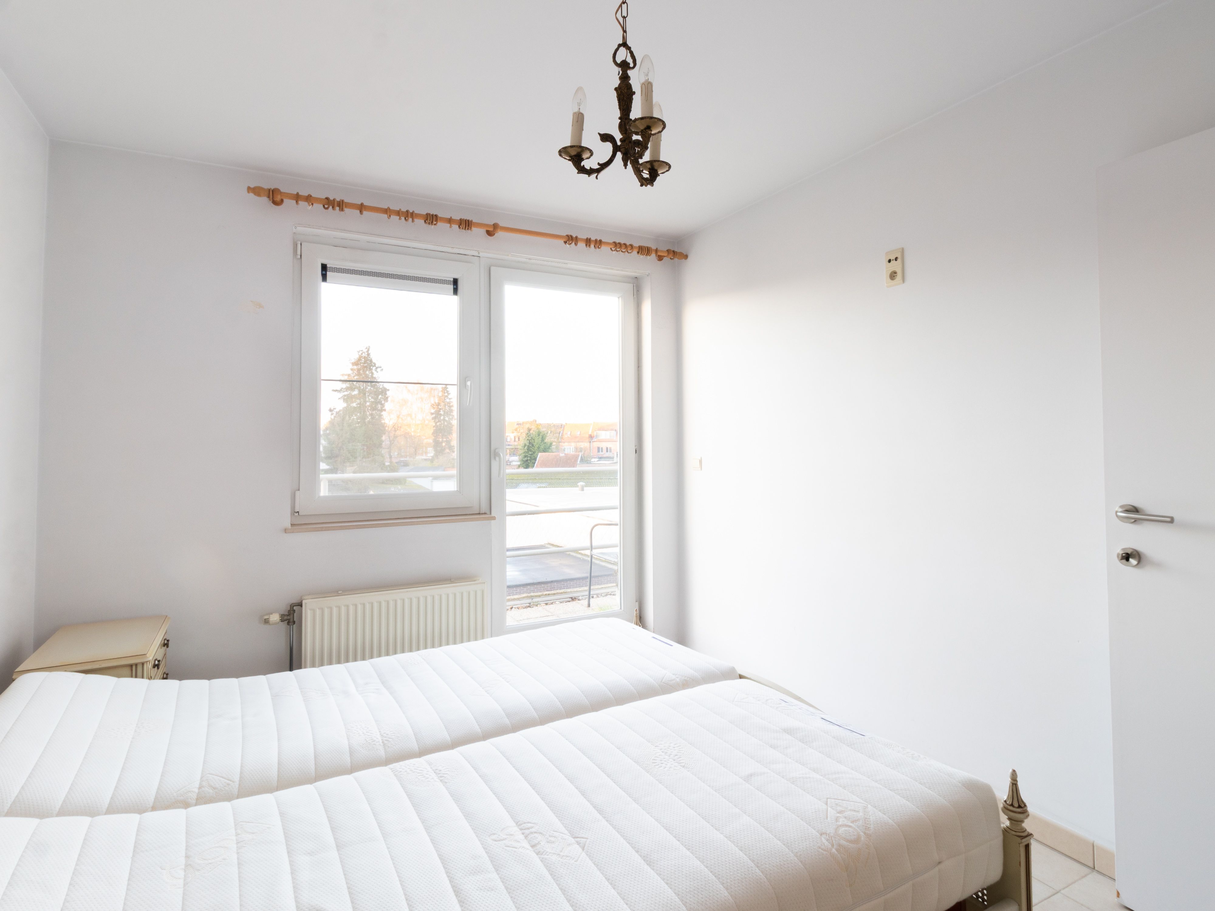 Licht appartement met twee terrassen en autostaanplaats foto 11