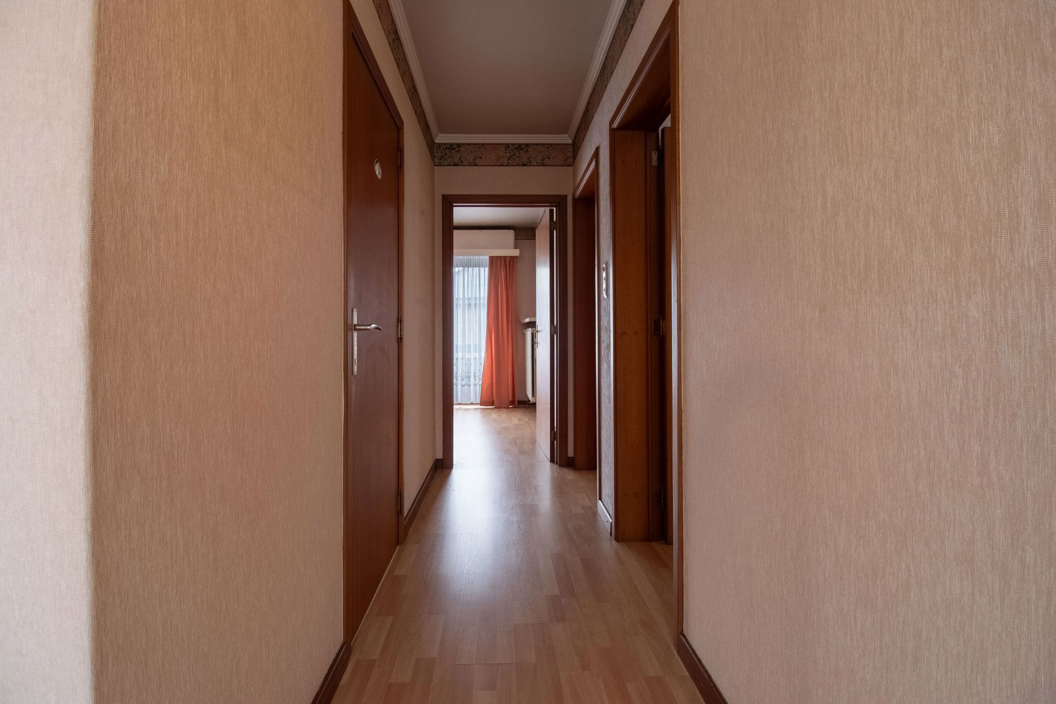 Centraal gelegen gezinswoning met 3 slaapkamers foto 16