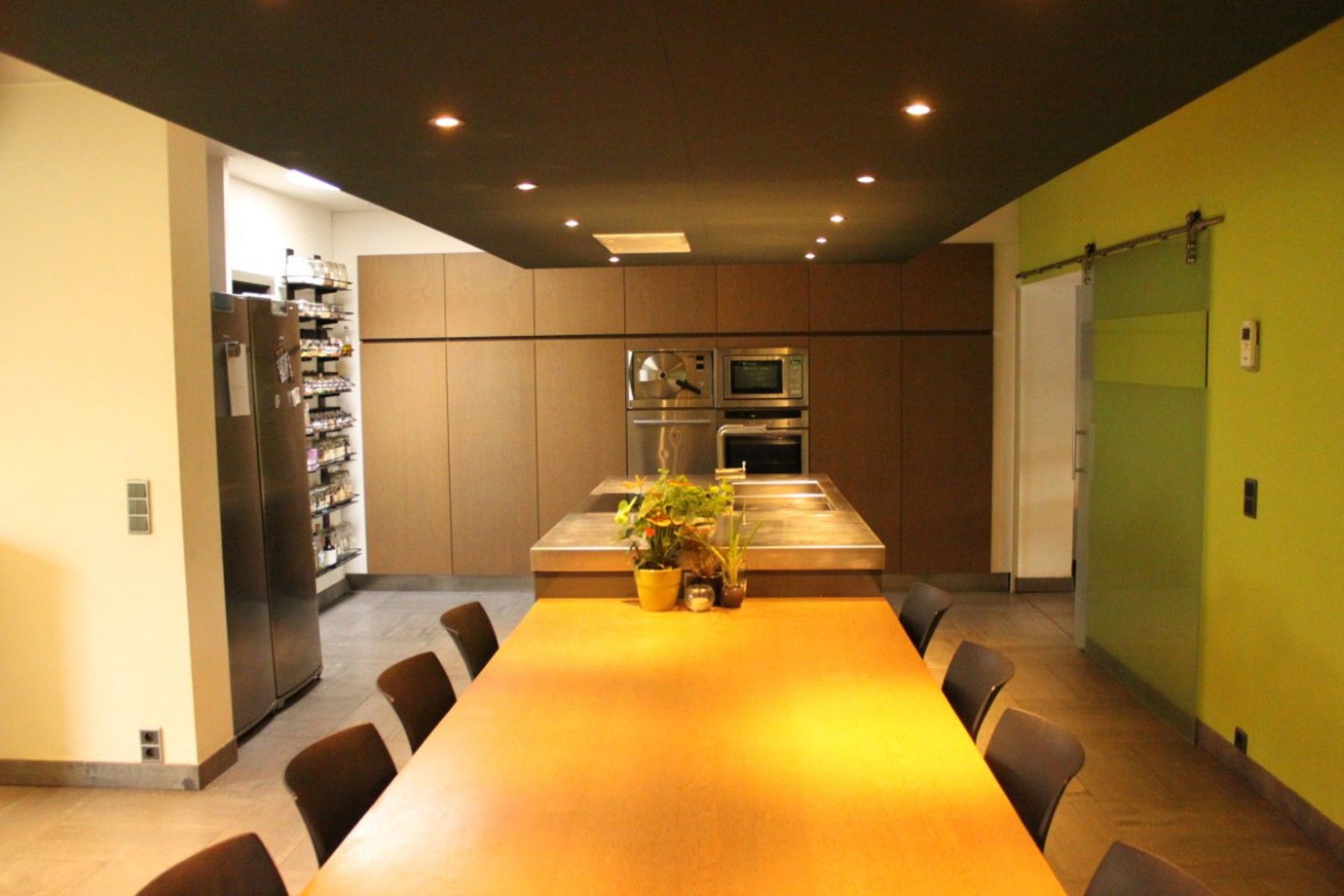 Ruime riante instapklare gezinswoning foto 2