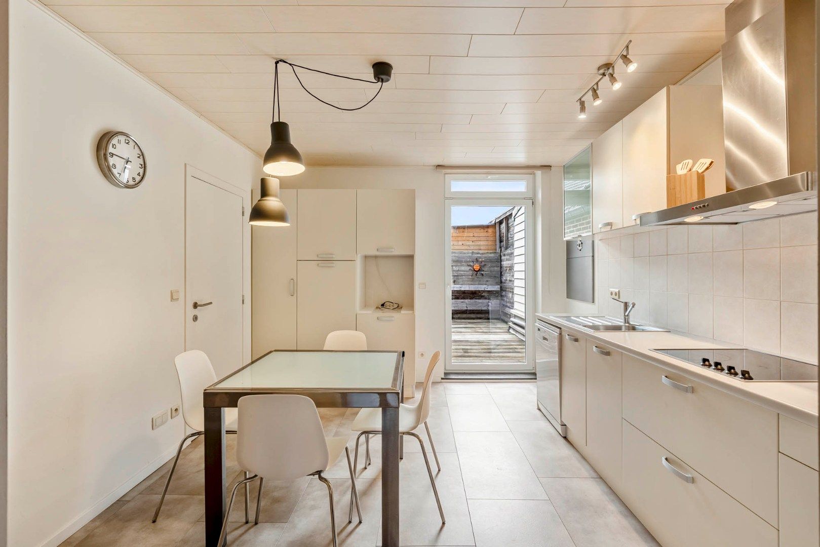 Energiezuinig 1-slaapkamerappartement met private toegang en knusse patio, centrum  Opglabbeek - interessante investeringsopportuniteit. foto 7