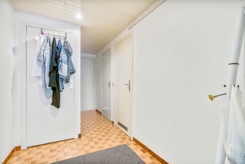 Gelijkvloers 2-slaapkamer appartement te koop in Roeselare foto 7