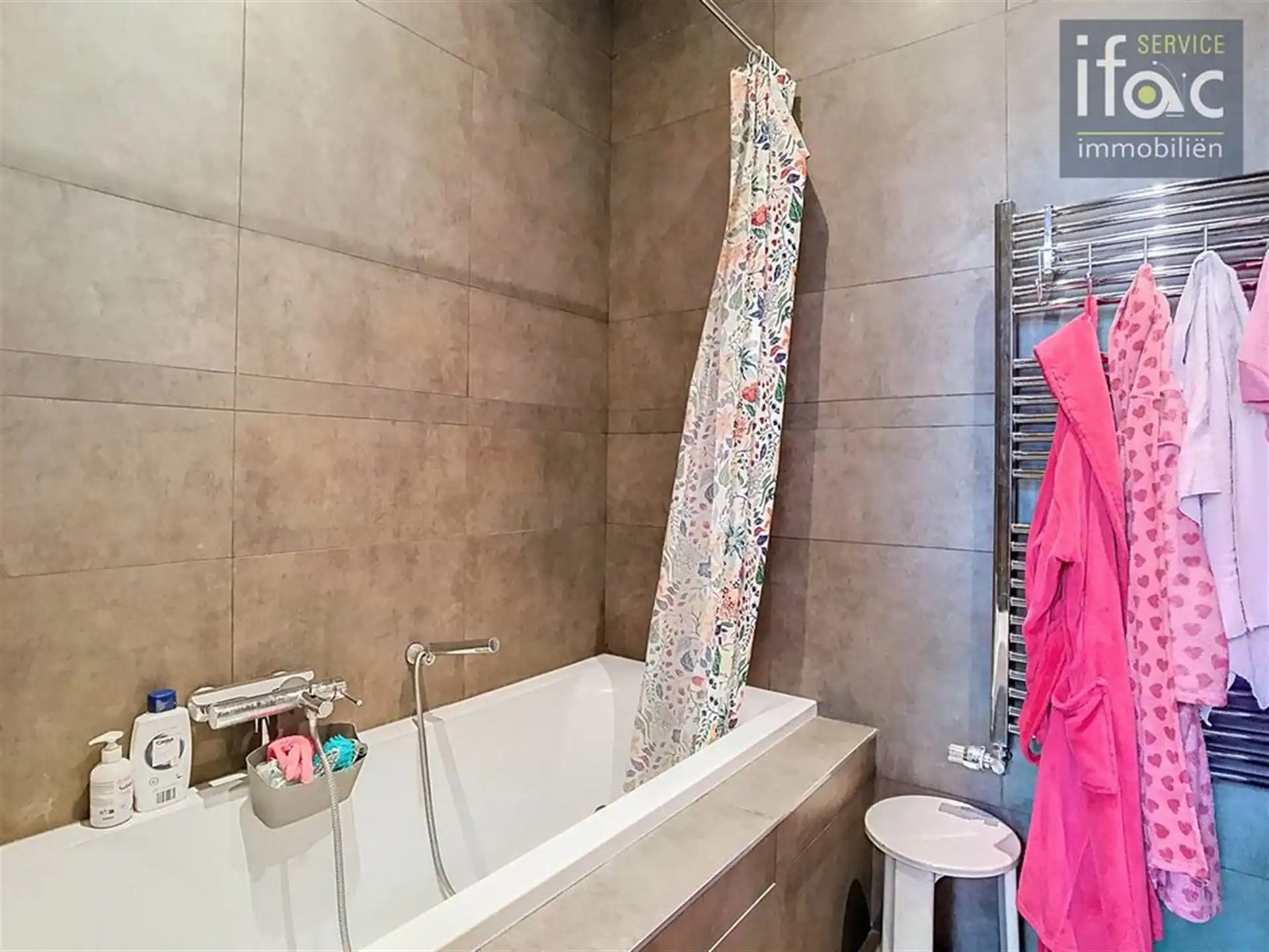 Appartement 2 slpks, 2 badkrs & garagebox foto 22