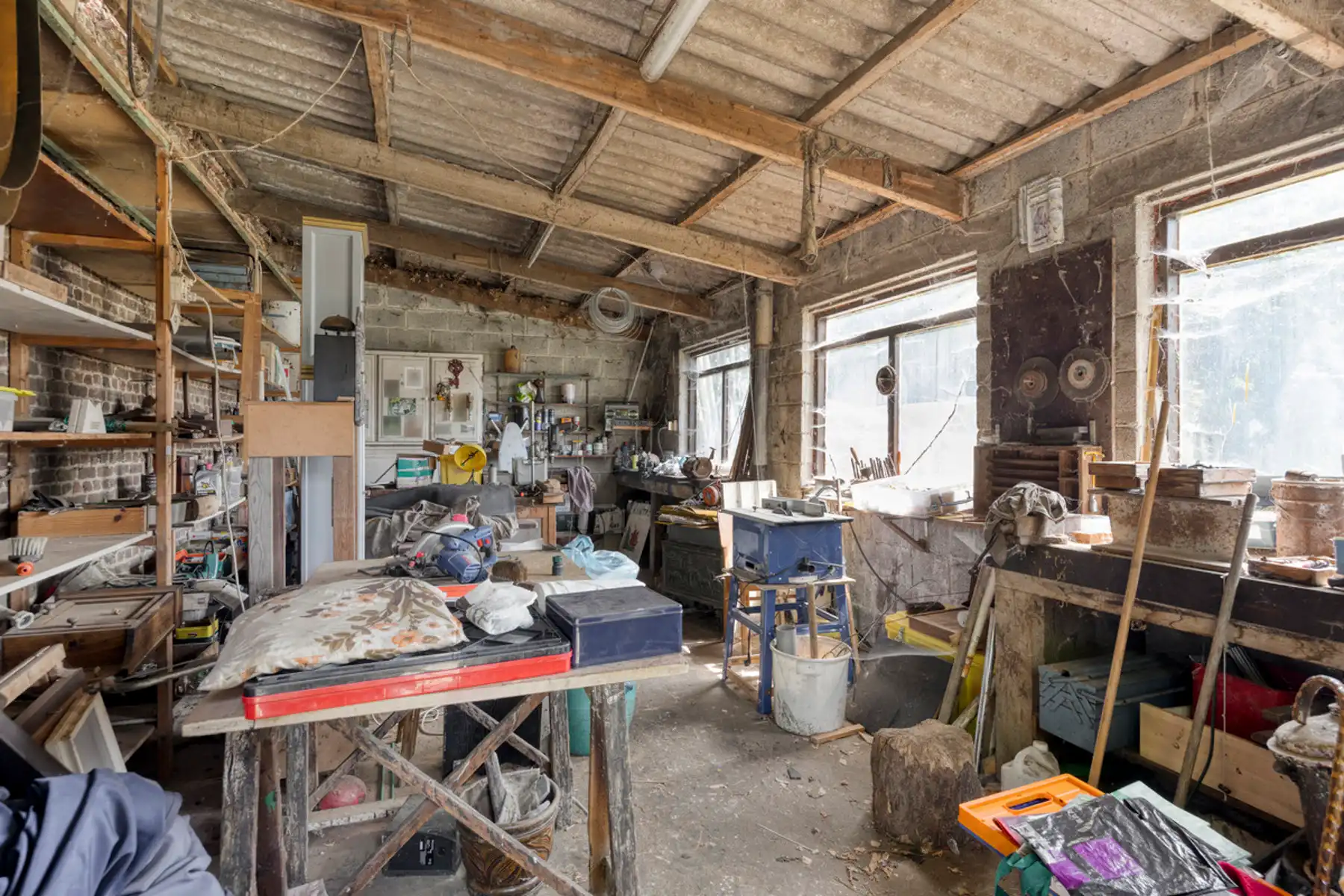 Te renoveren woning op uiterst rustige locatie foto 30