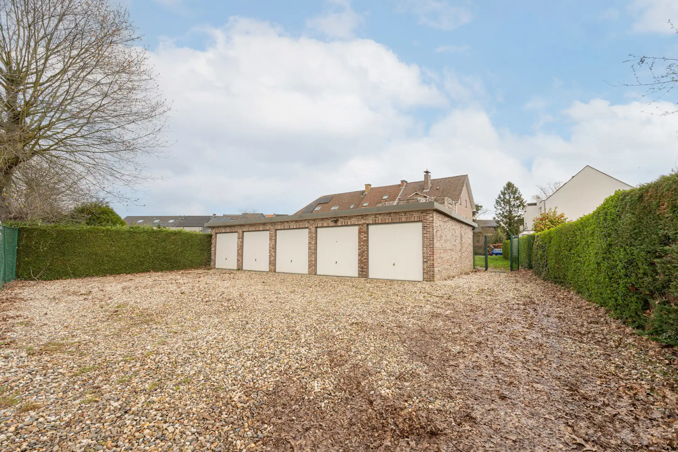 Gezellig appartement met groot terras en garage foto 10