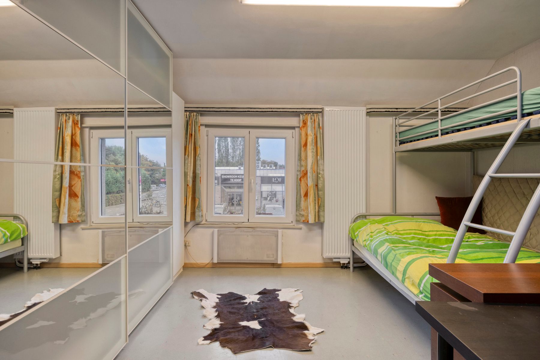 Zeer goed gelegen handelshuis + bovengelegen woonst en 2 kamers foto 30