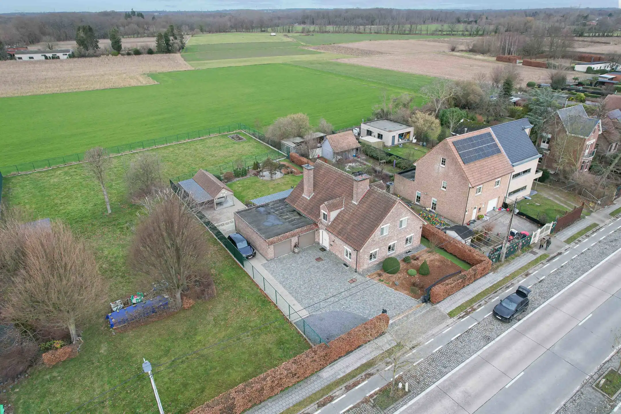 Knappe villa in landelijke stijl met uitgestrekt uitzicht foto 35