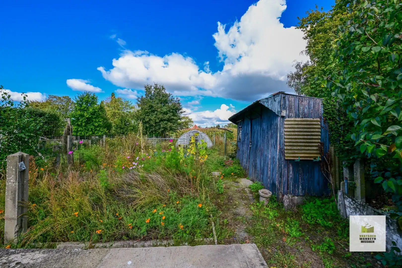 Rustig gelegen grond met af te breken woning op 728m2 foto 3