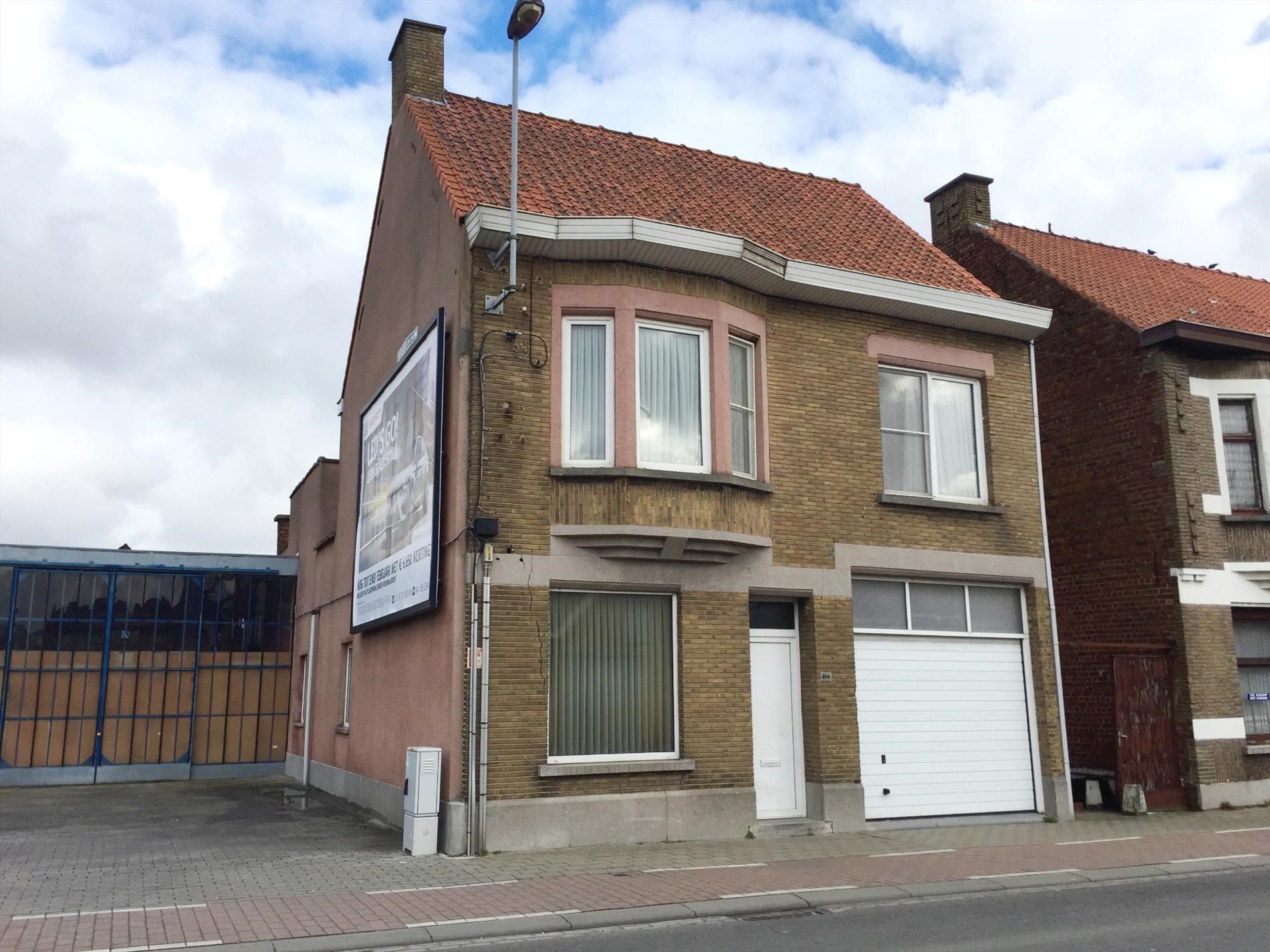 ()=>{if(producerUpdateValueVersion(node),producerAccessed(node),node.value===ERRORED)throw node.error;return node.value} Diksmuidsesteenweg 314 - - 8800 Roeselare