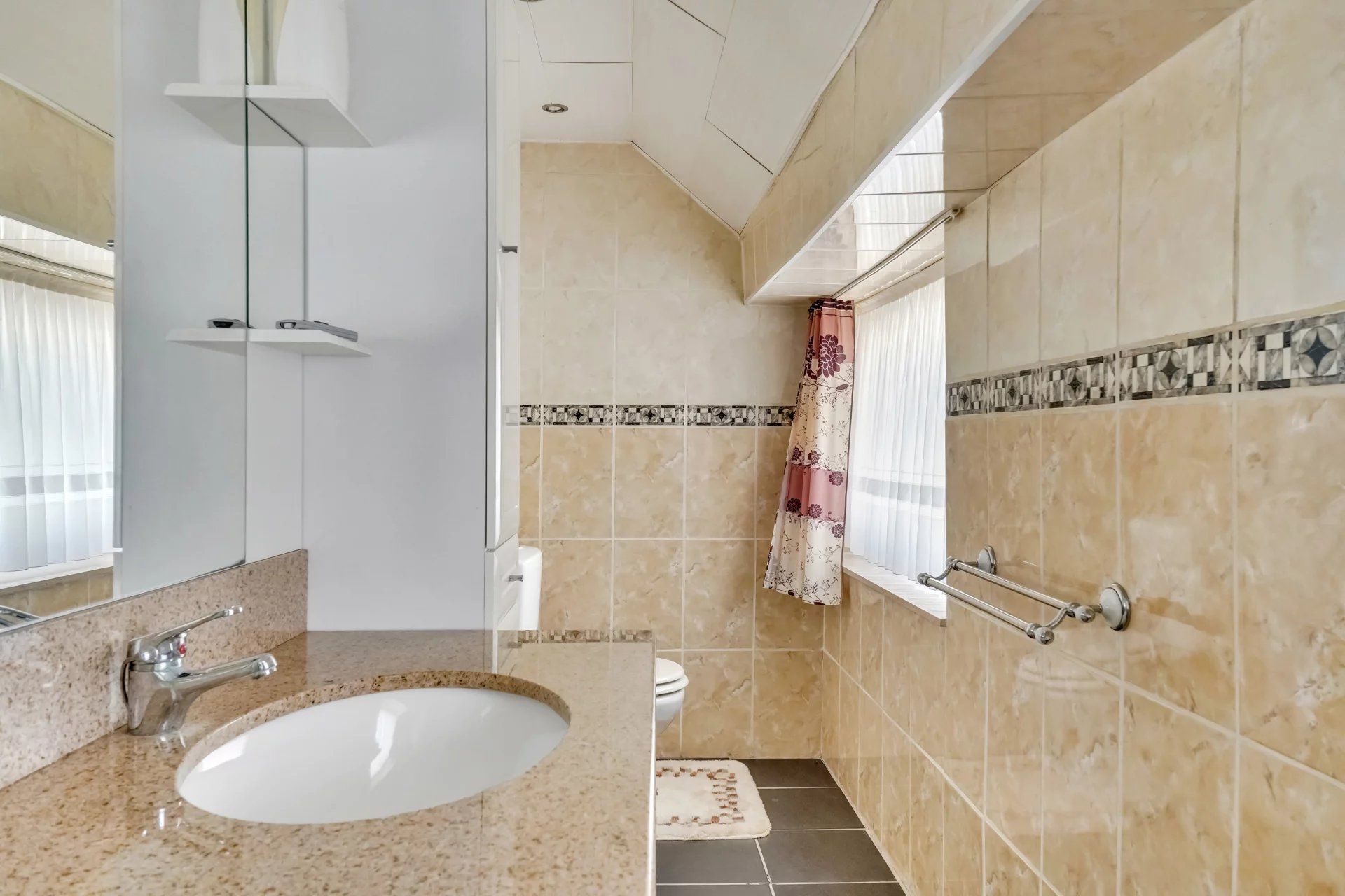Charmante woning in Gingelom foto 13