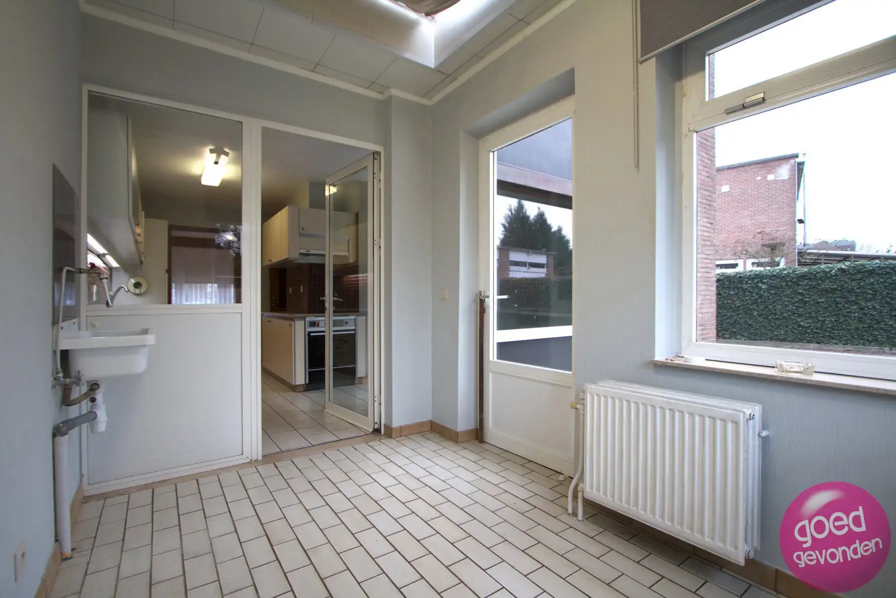 HOB - 3 SLK - TERRAS - TUIN - GARAGE - RUSTIG en CENTRAAL foto 12