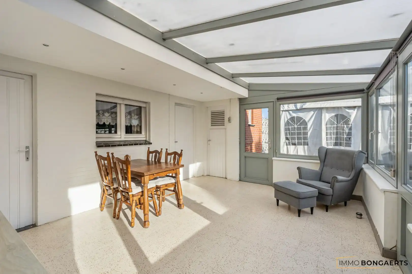 Vrijstaande woning met 3 slaapkamers foto 16