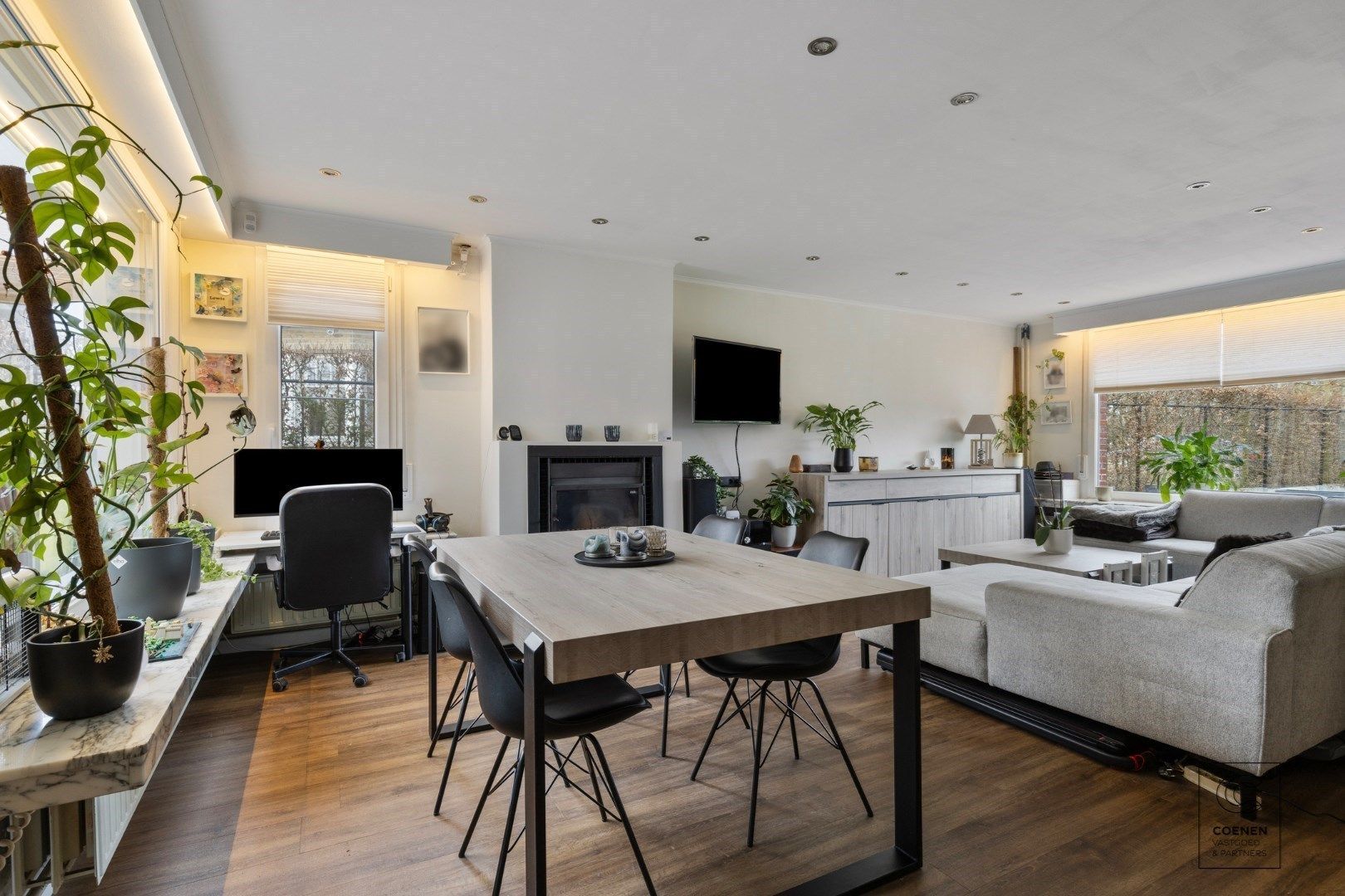 Knusse woning met 3 slaapkamers en een bewoonbare oppervlakte van 135 m², gelegen in Geel, met een prachtige tuin! foto 2