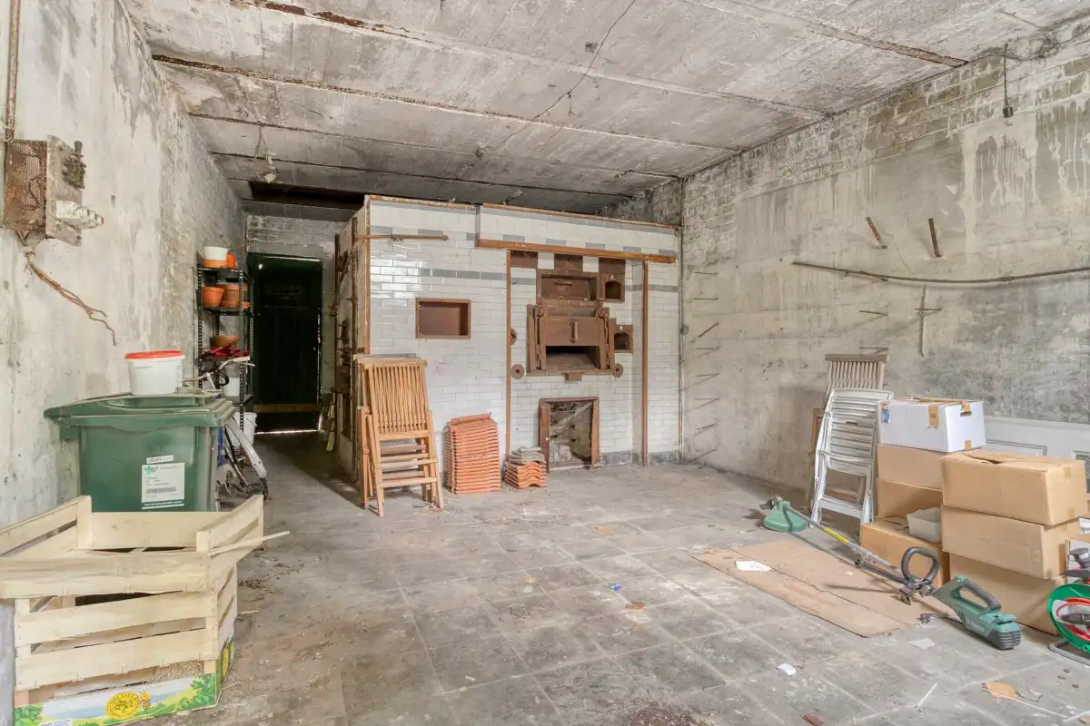 Handelspand/woning nabij de Markt van Oudenaarde foto 18