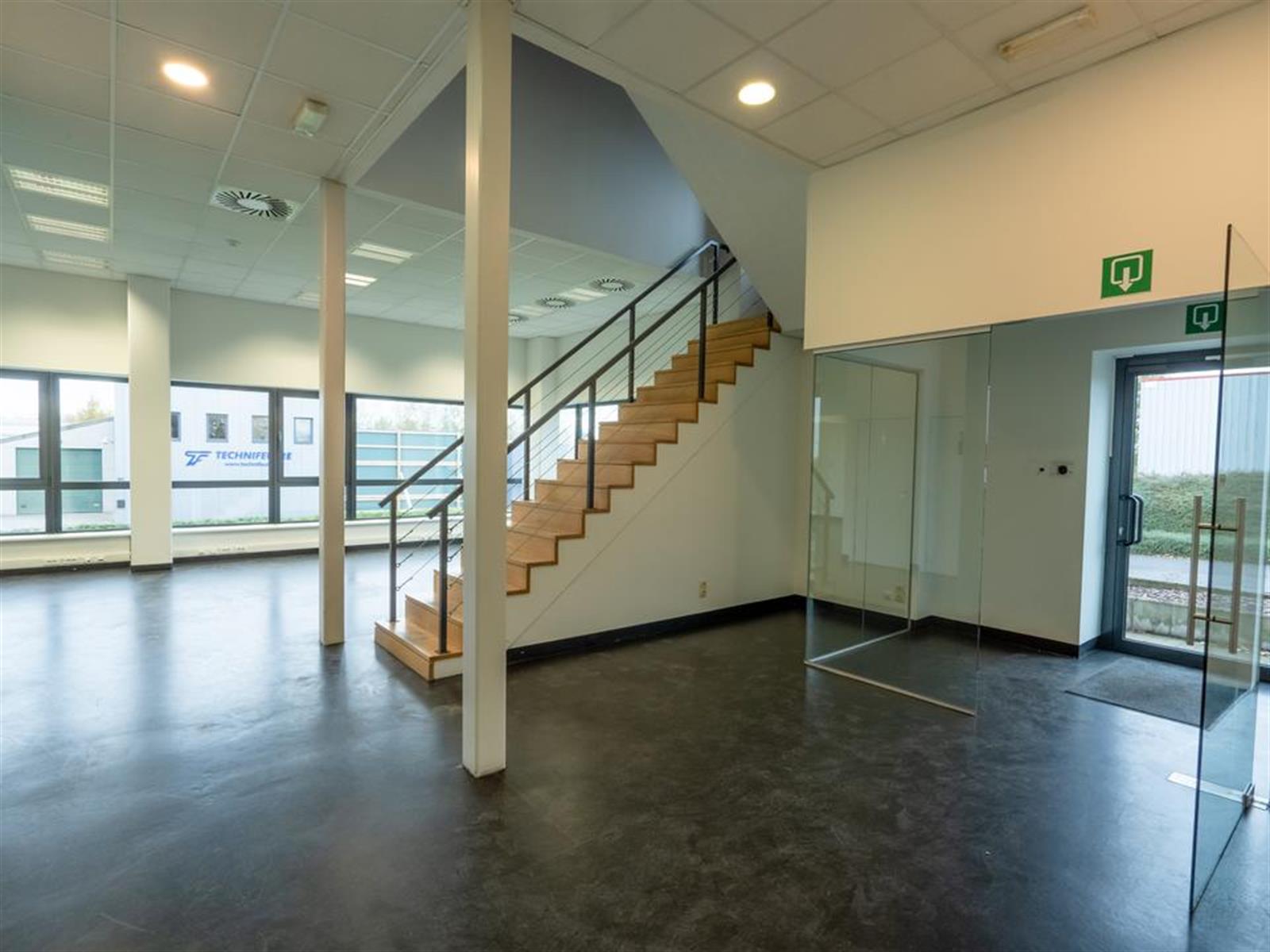 Gunstig gelegen logistieke site te huur  foto 10