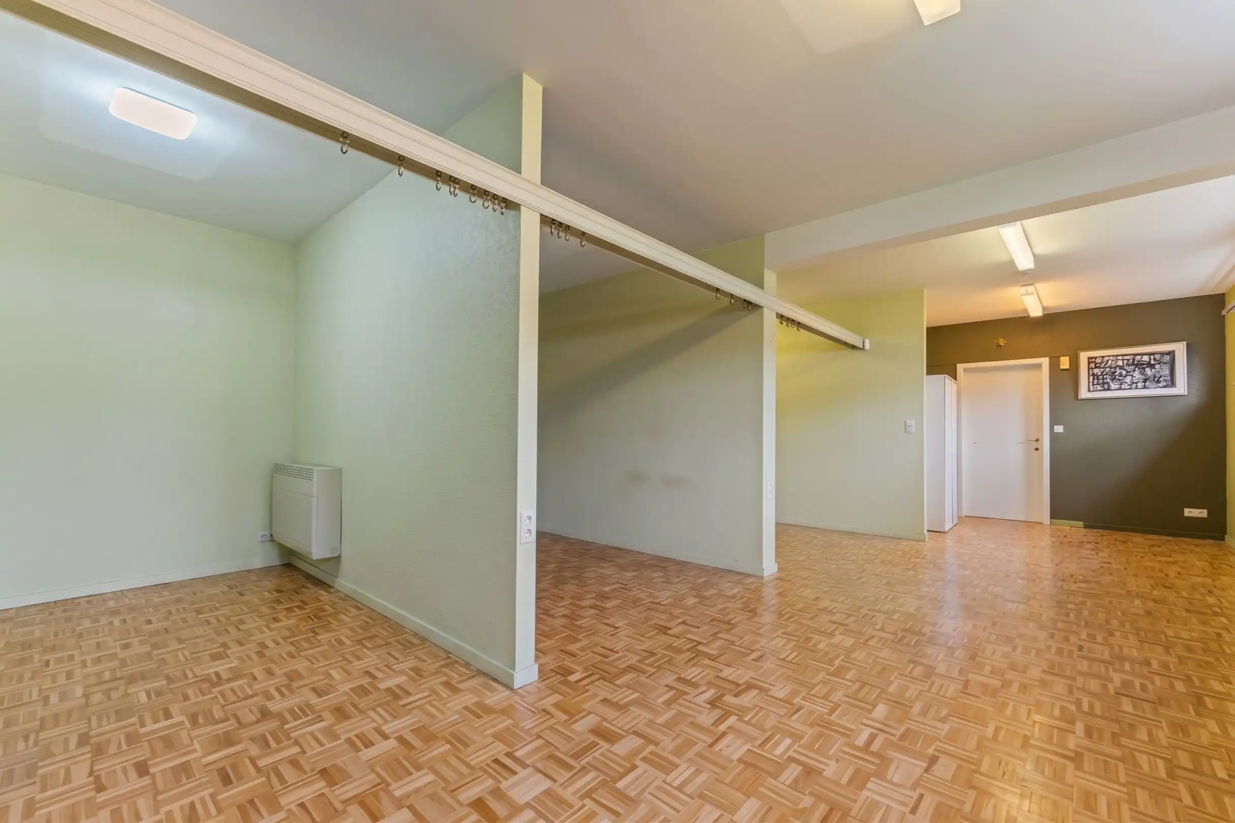 Authentieke villa met praktijkruimte en grote tuin te Hoepertingen foto 15