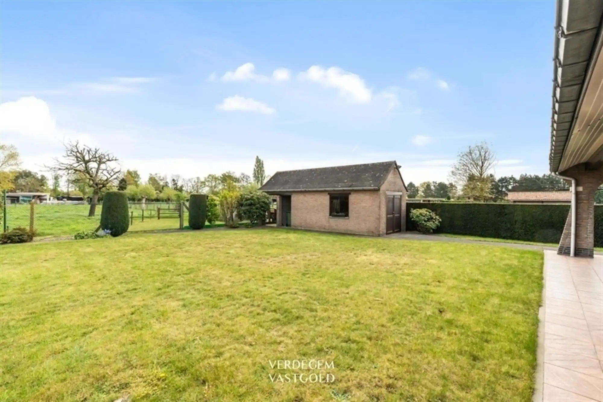 Karaktervolle villawoning op uitzonderlijk perceel van 6.639m² foto 21