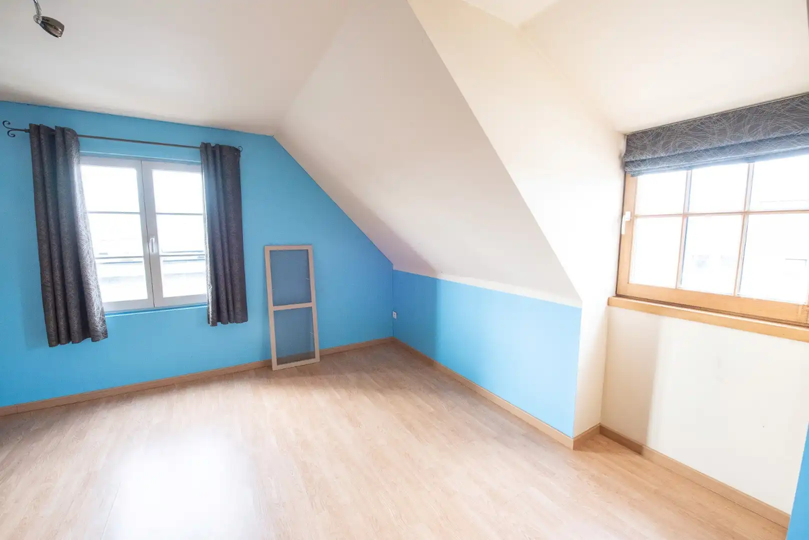 Gezellige gezinswoning gelegen in Markegem. foto 9