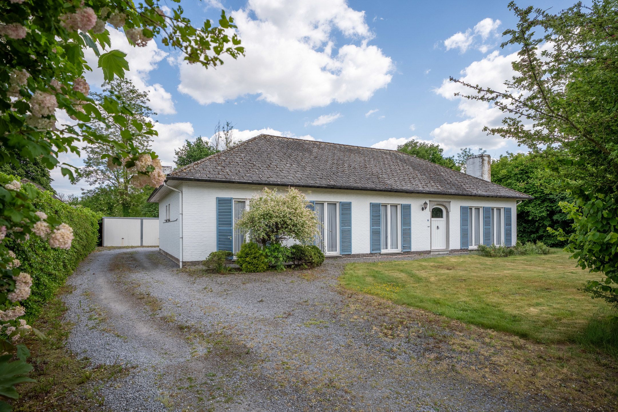 Te renoveren gelijkvloerswoning op mooi perceel van 1.437 m² foto 37