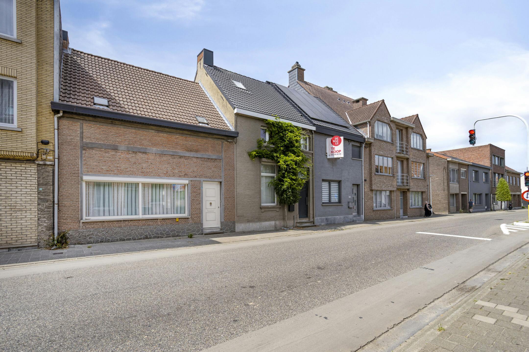 Te renoveren huis met vier slaapkamers en tuin in het centrum foto 14