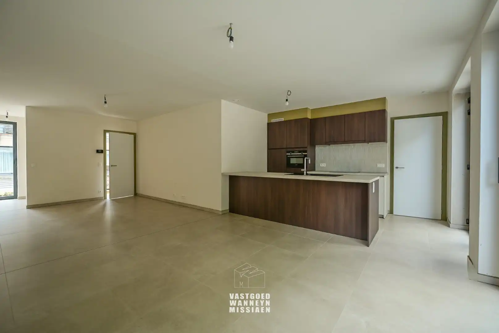 Moderne en energiezuinig nieuwbouw met 4 slaapkamers, tuin en garage foto 6