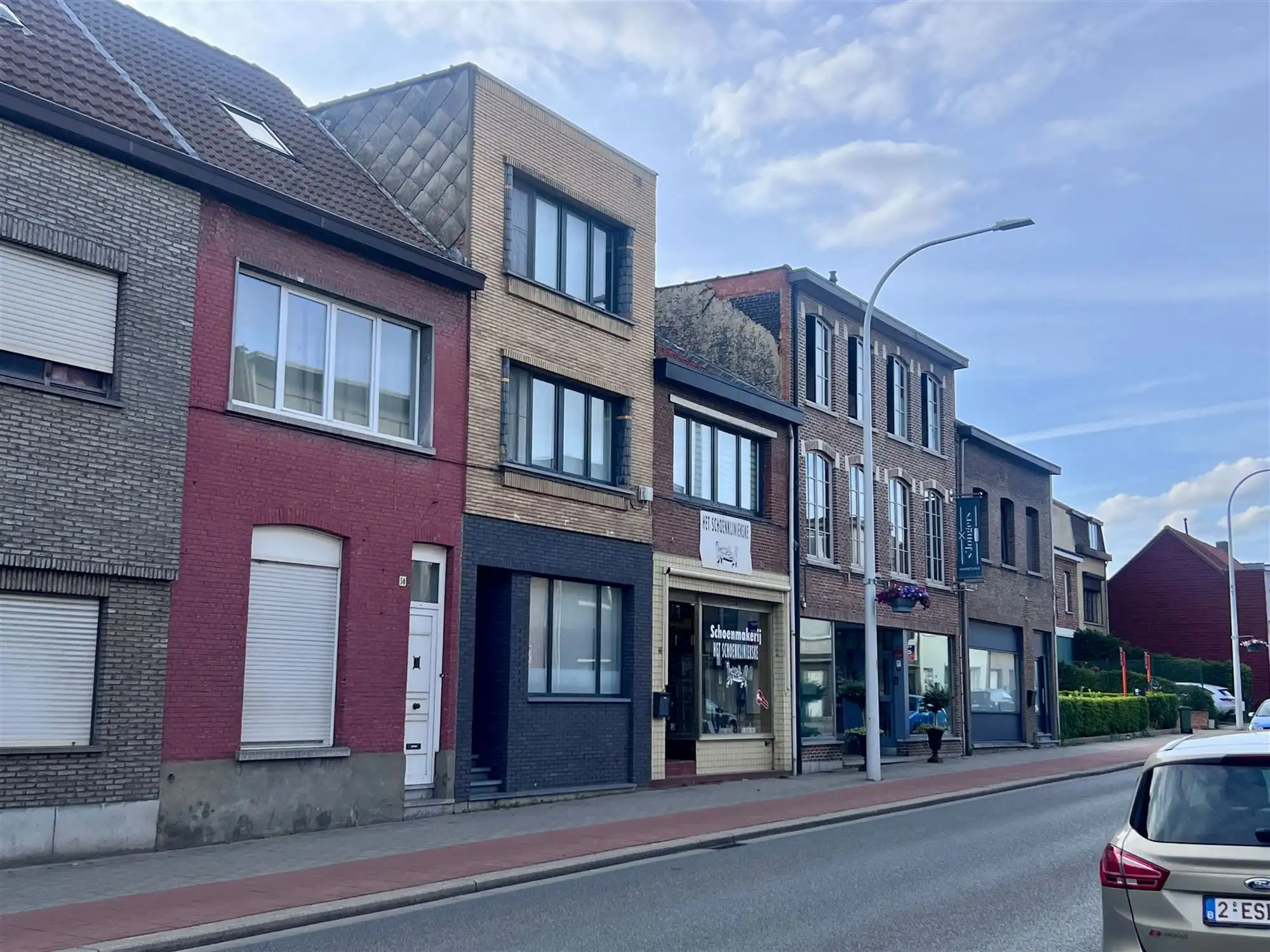 Verrassend ruime instapklare gezinswoning met garage foto 34
