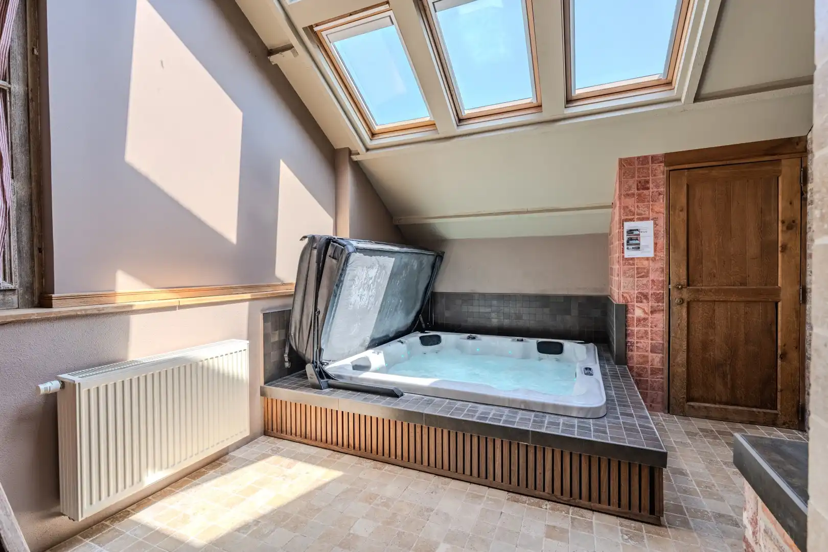 Loods (150 m²) en vakantiewoning in Jabbeke foto 10